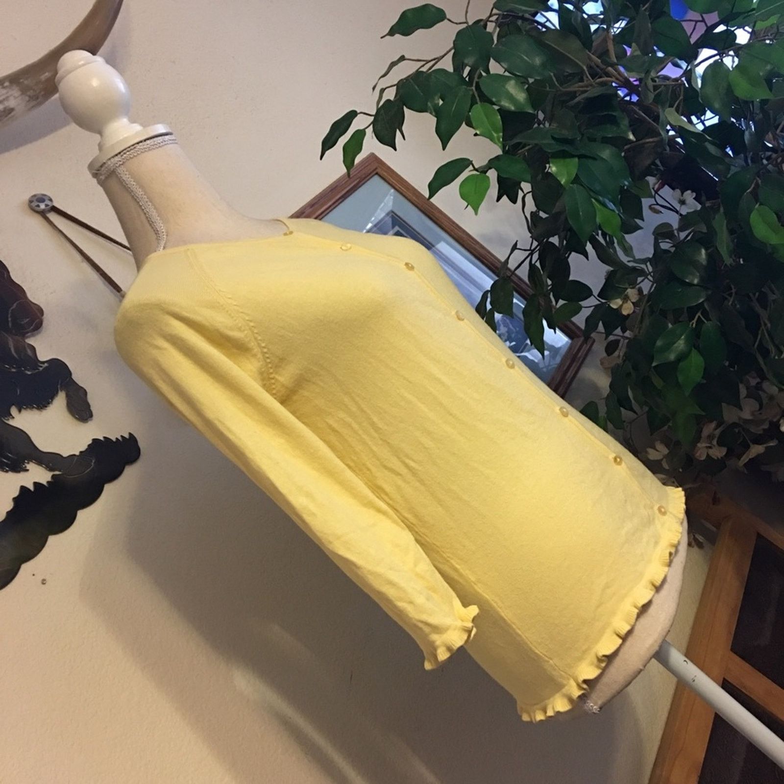 Energie Energie Soft Stretch yellow ruffle detail top S Size S / US 4 / IT 40 - 2 Thumbnail