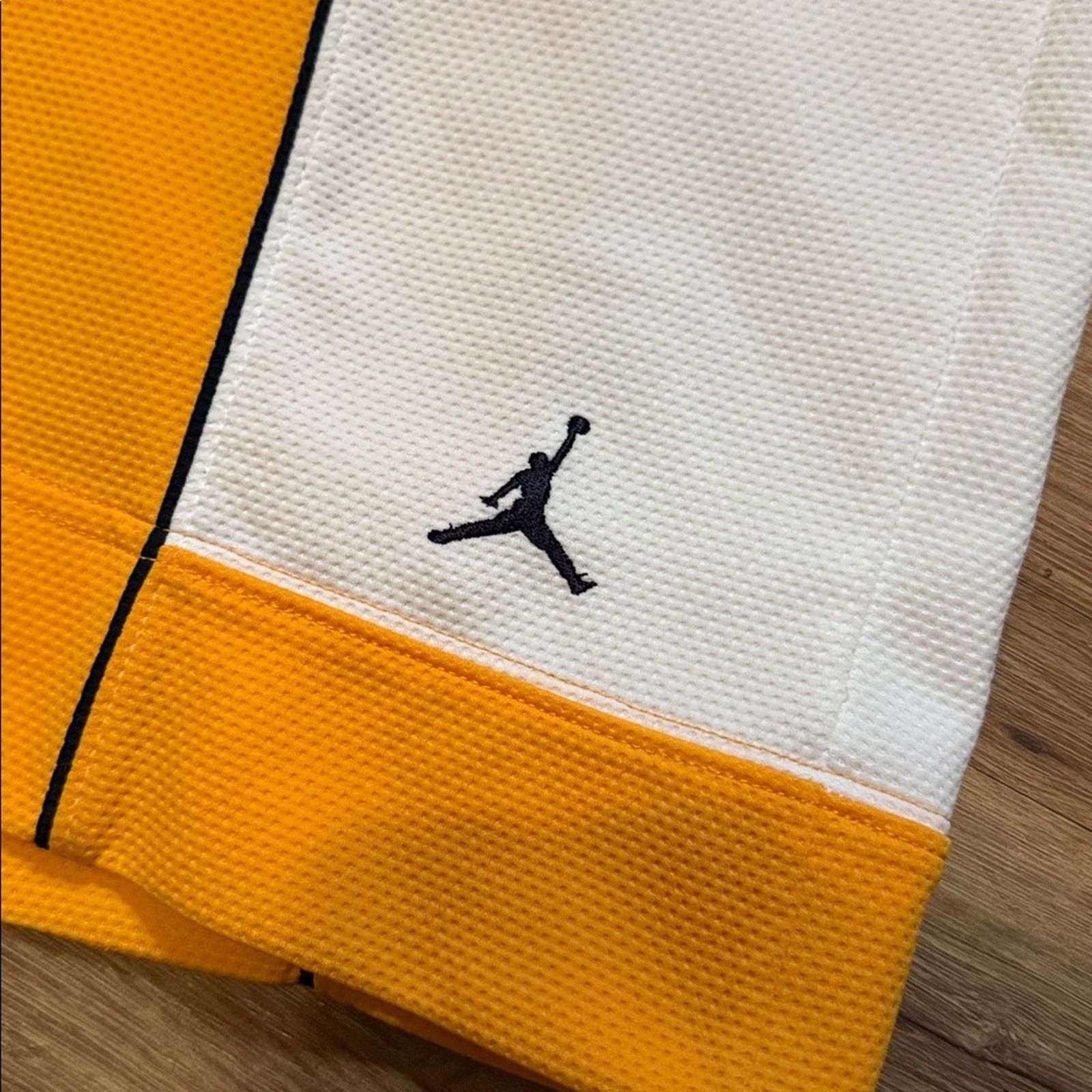 Nike Y2K Air Jordan Shorts Size US 29 - 2 Thumbnail