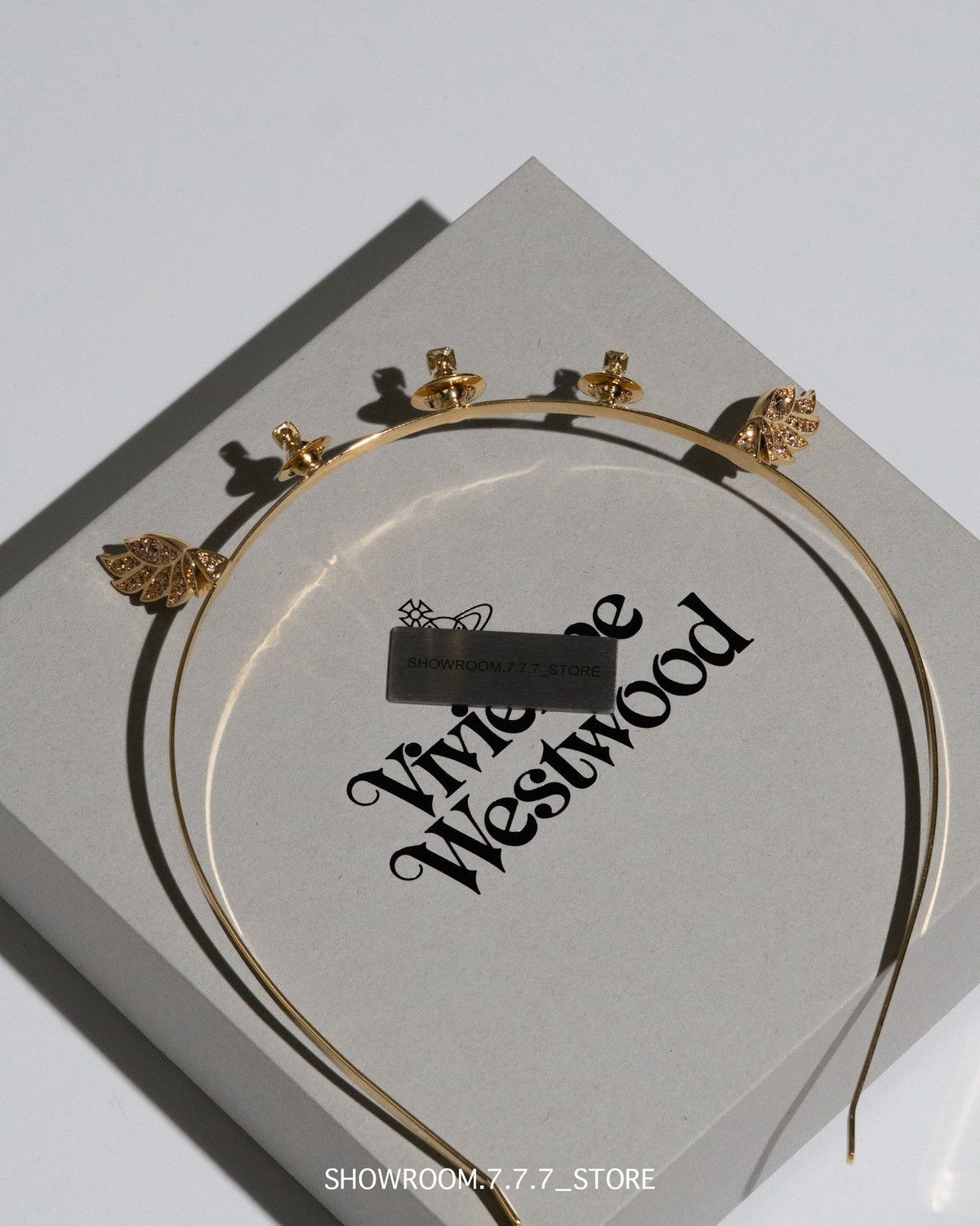 Vivienne Westwood Vivienne Westwood Cassendra Alice Band Size ONE SIZE - 1 Thumbnail