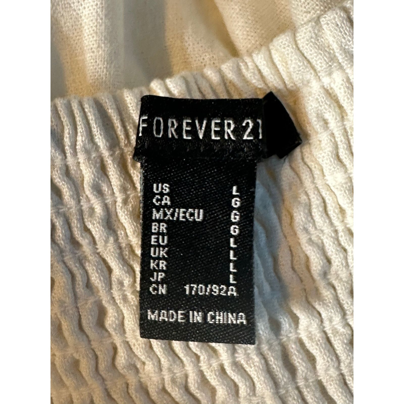 Forever 21 Forever 21 white tier sleeveless top size Large Size L / US 10 / IT 46 - 3 Thumbnail