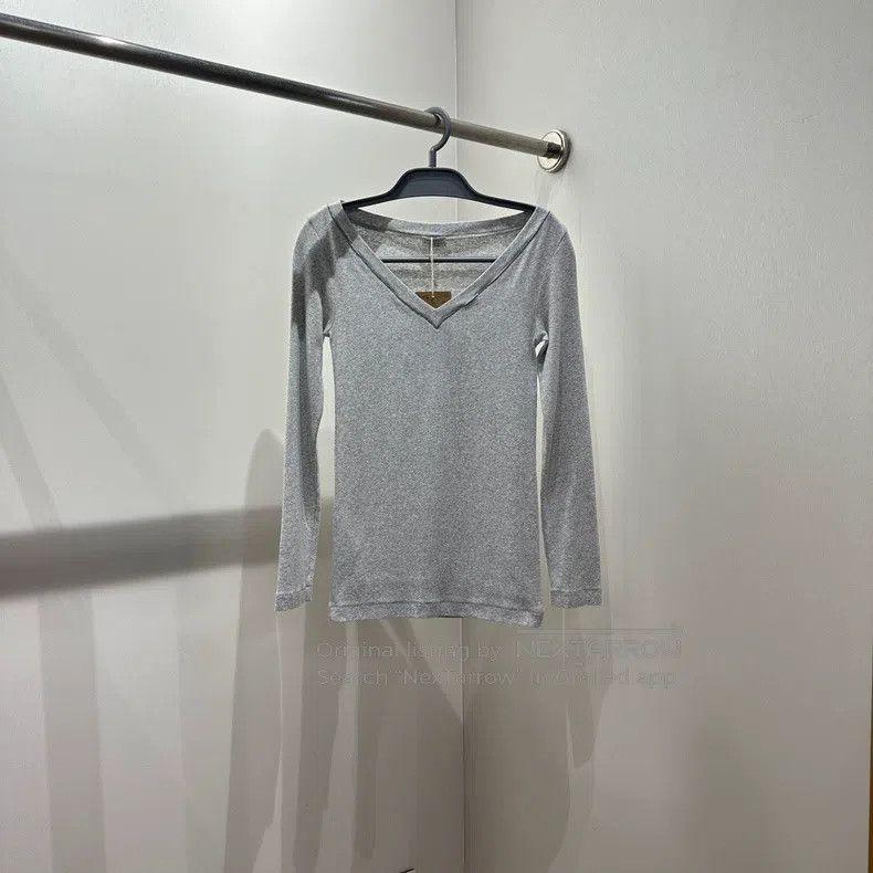 Brunello Cucinelli Brunello Cucinelli Solid color V-neck long sleeve Size S / US 4 / IT 40 - 1 Thumbnail