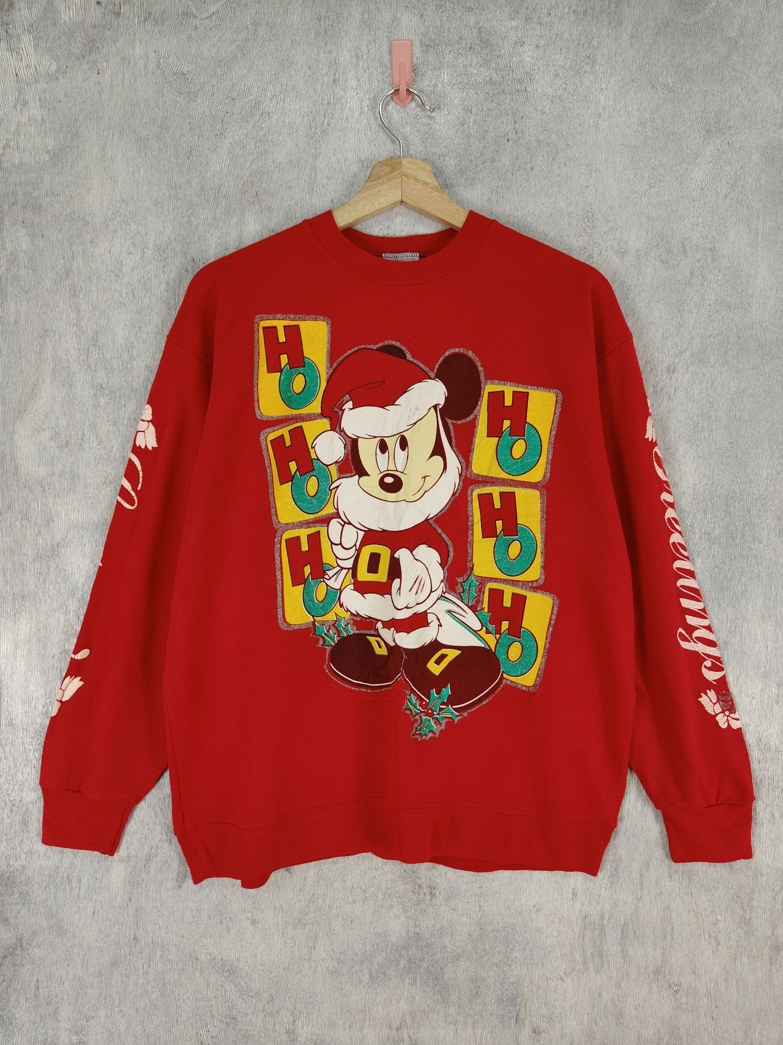 Vintage Disney Mickey Mouse Christmas Edition Sweatshirt