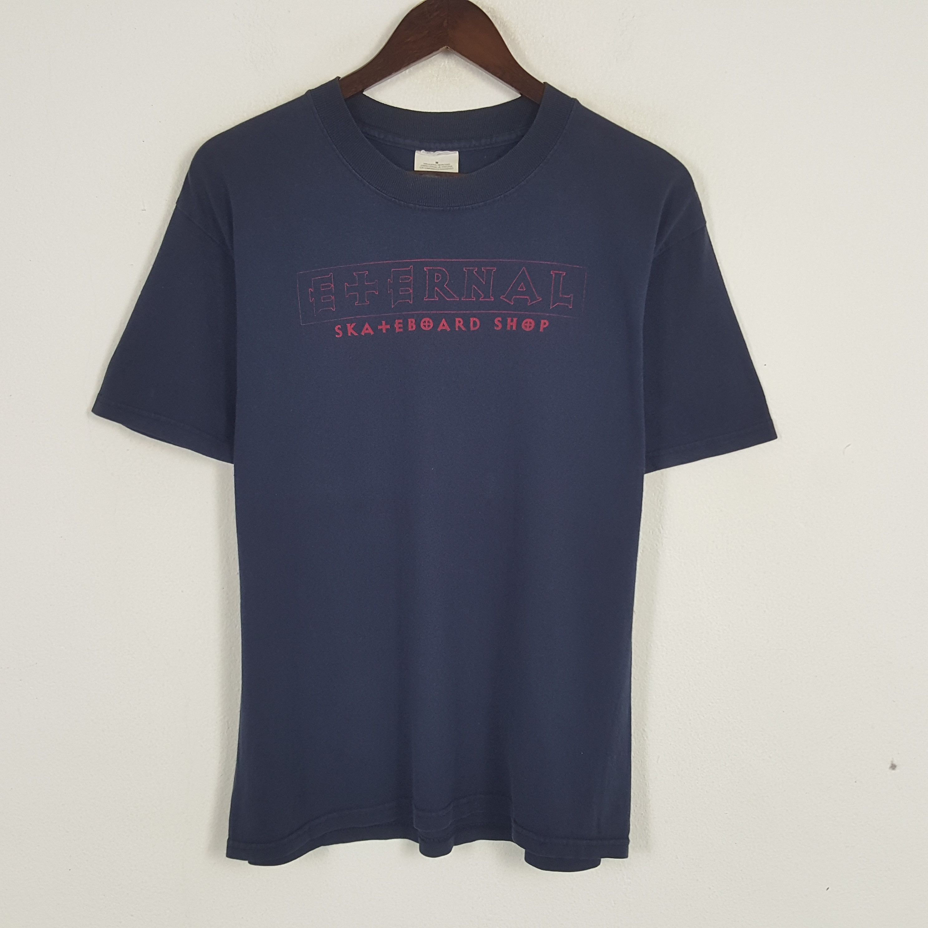 Vintage Vintage E+Ernal Ska+erboard Shop Tshirt Size US L / EU 52-54 / 3 - 1 Thumbnail