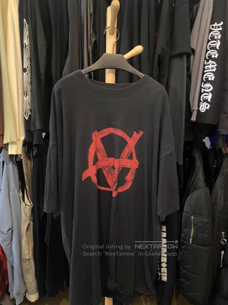 Vetements VETEMENTS short sleeves Size US S / EU 44-46 / 1 - 1 Thumbnail