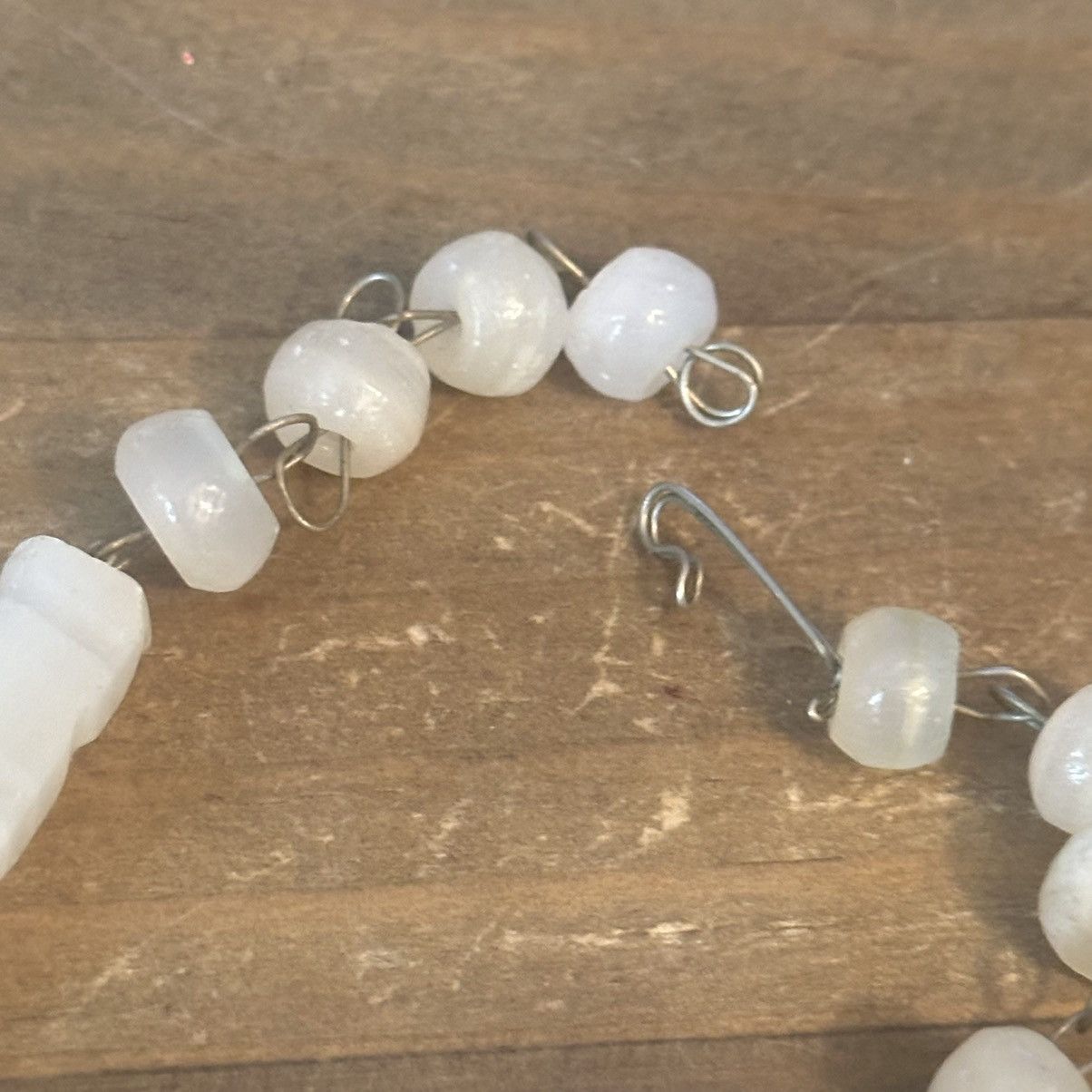 Vintage Vintage white quartz and etched sun shell pendant necklace Size ONE SIZE - 7 Thumbnail