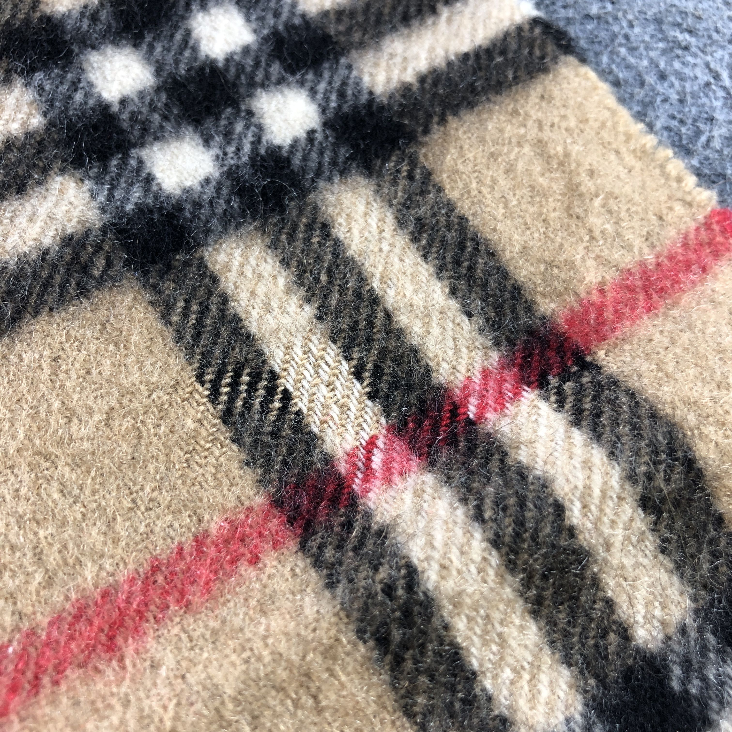 Burberry Burberry Tan Nova Check Cashmere Scarf Muffler V2857 Size ONE SIZE - 10 Thumbnail
