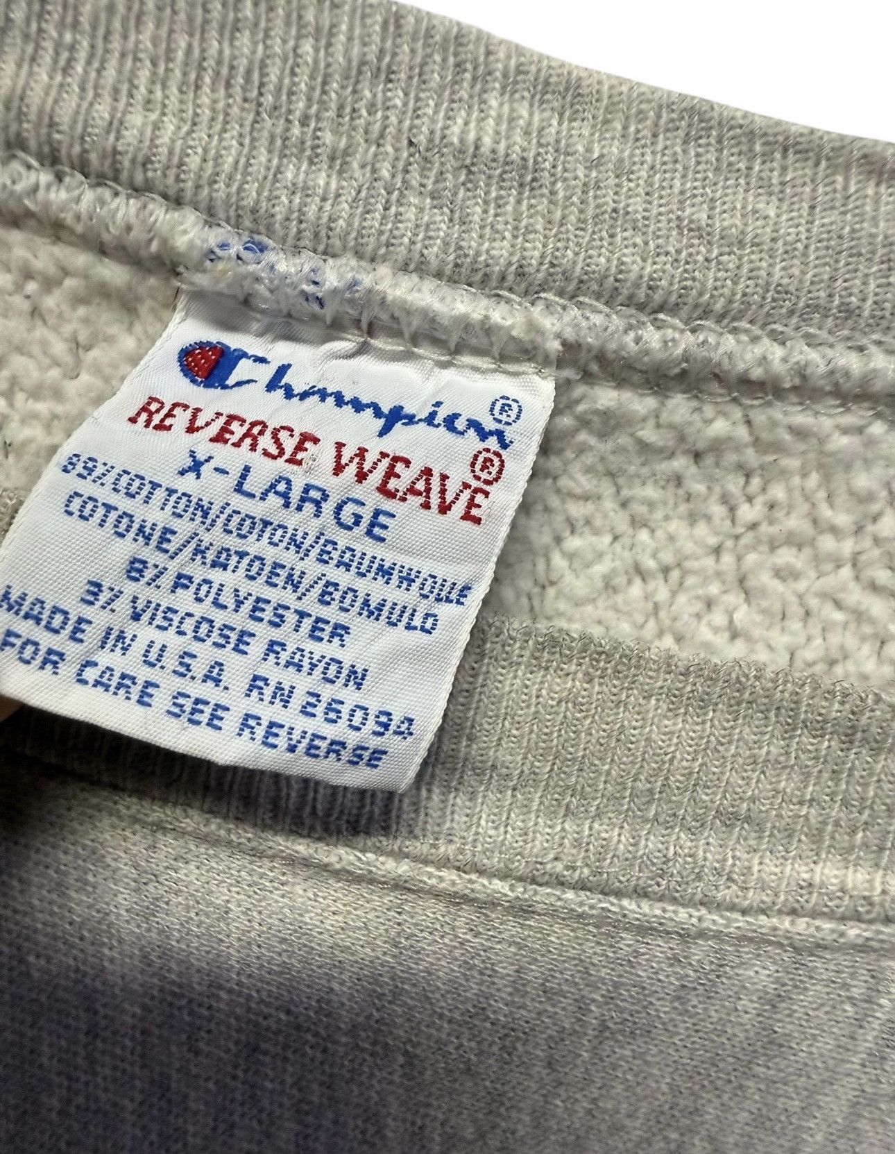 Champion Vintage 90s champion reverse weave delaware university Size US L / EU 52-54 / 3 - 6 Thumbnail