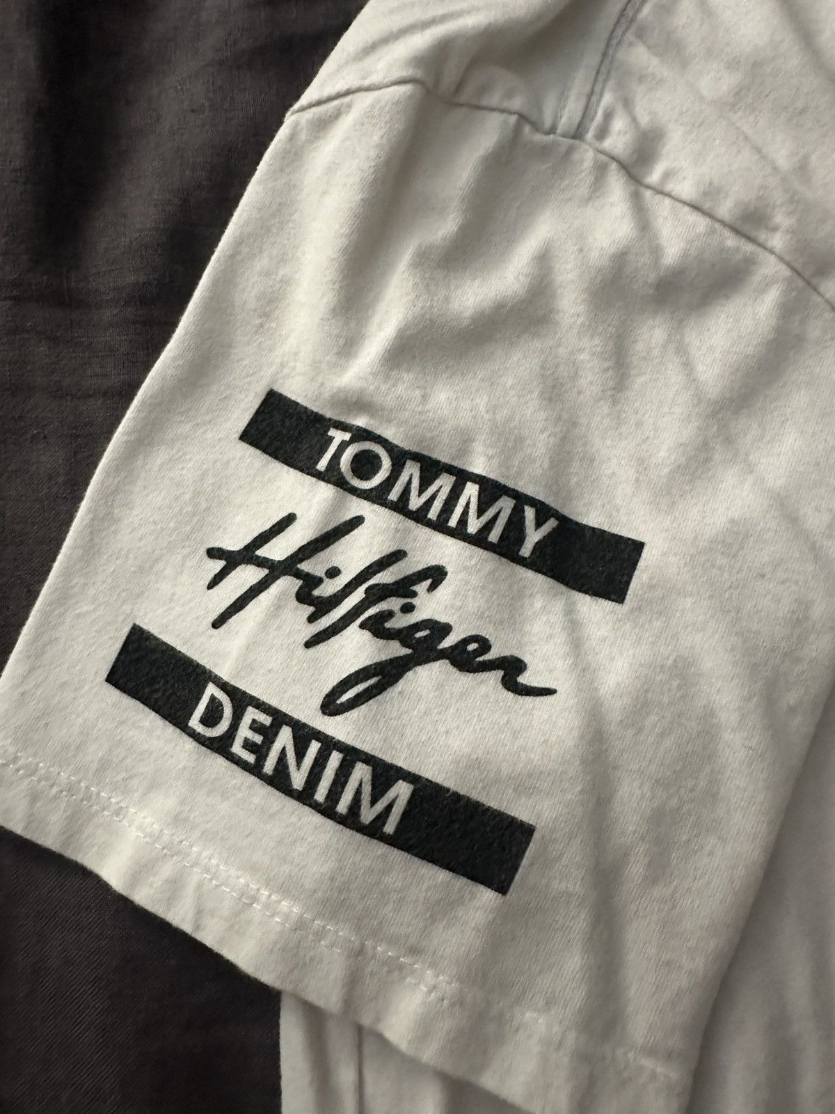 Tommy Hilfiger Tommy Hilfiger T-Shirt Size US M / EU 48-50 / 2 - 3 Thumbnail