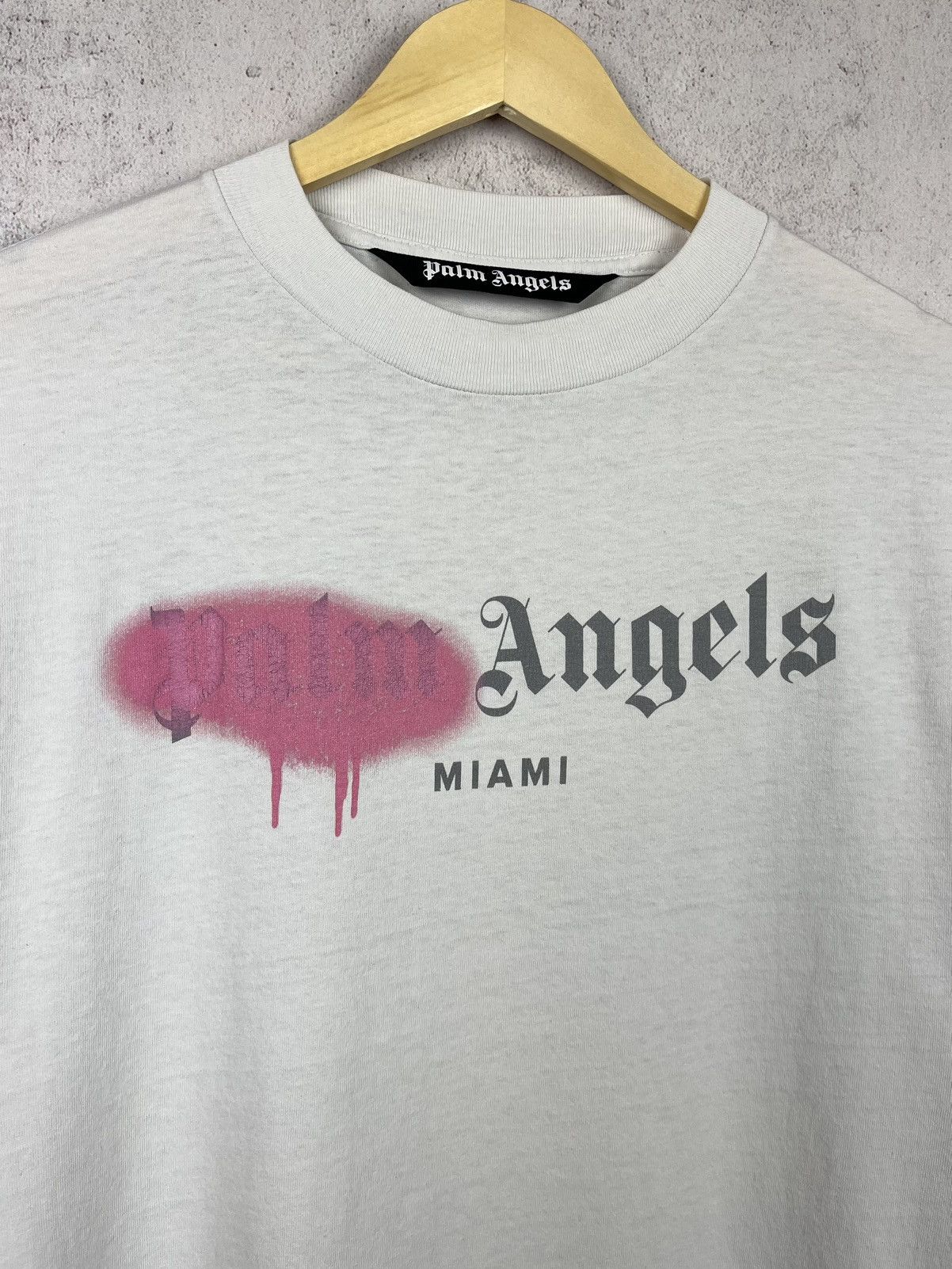 Palm Angels Palm Angels Miami Spray Paint T-Shirt Rare Retro Hype Y2K Size US L / EU 52-54 / 3 - 3 Thumbnail