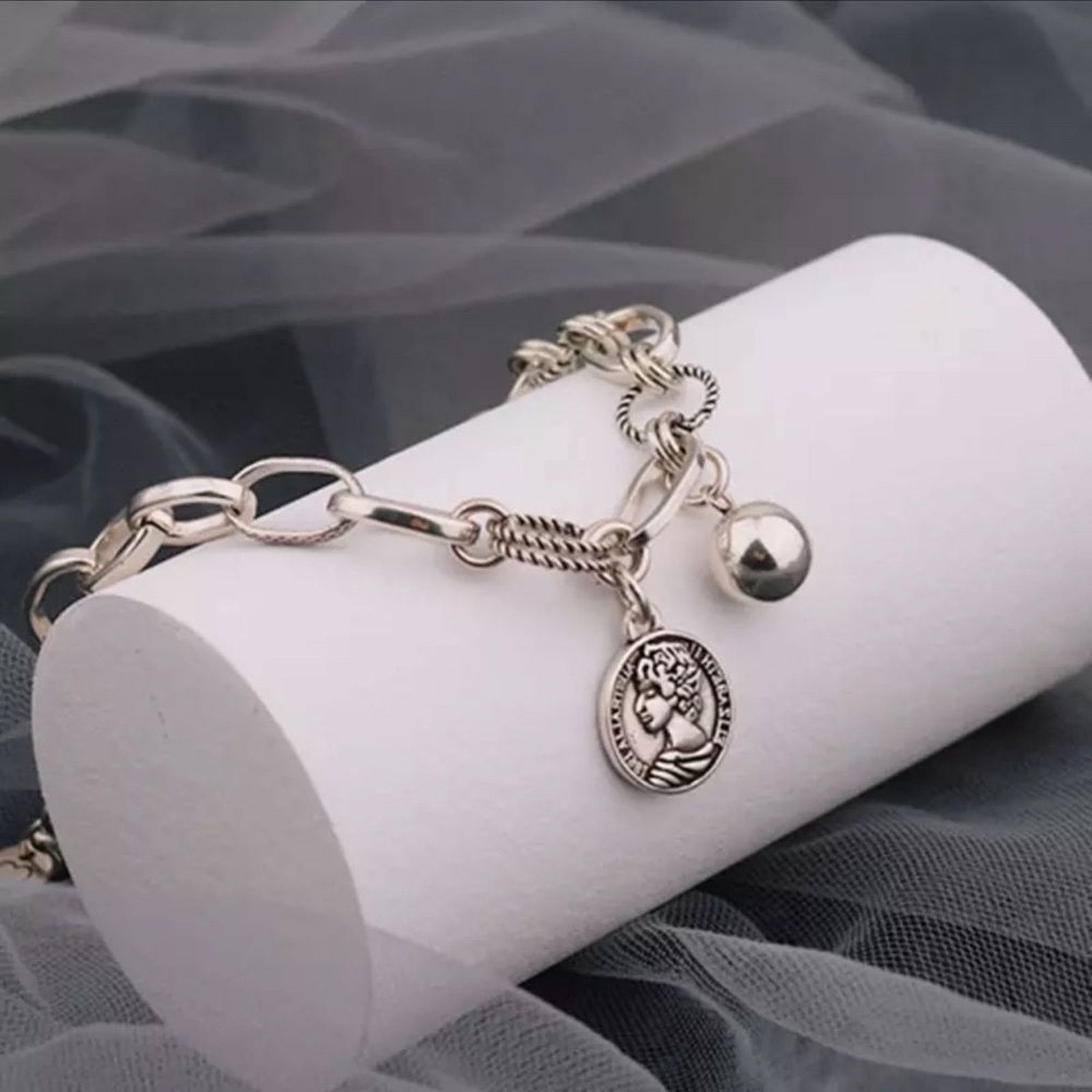 Other Retro Coin Silver Portrait Bracelet Size ONE SIZE - 2 Thumbnail