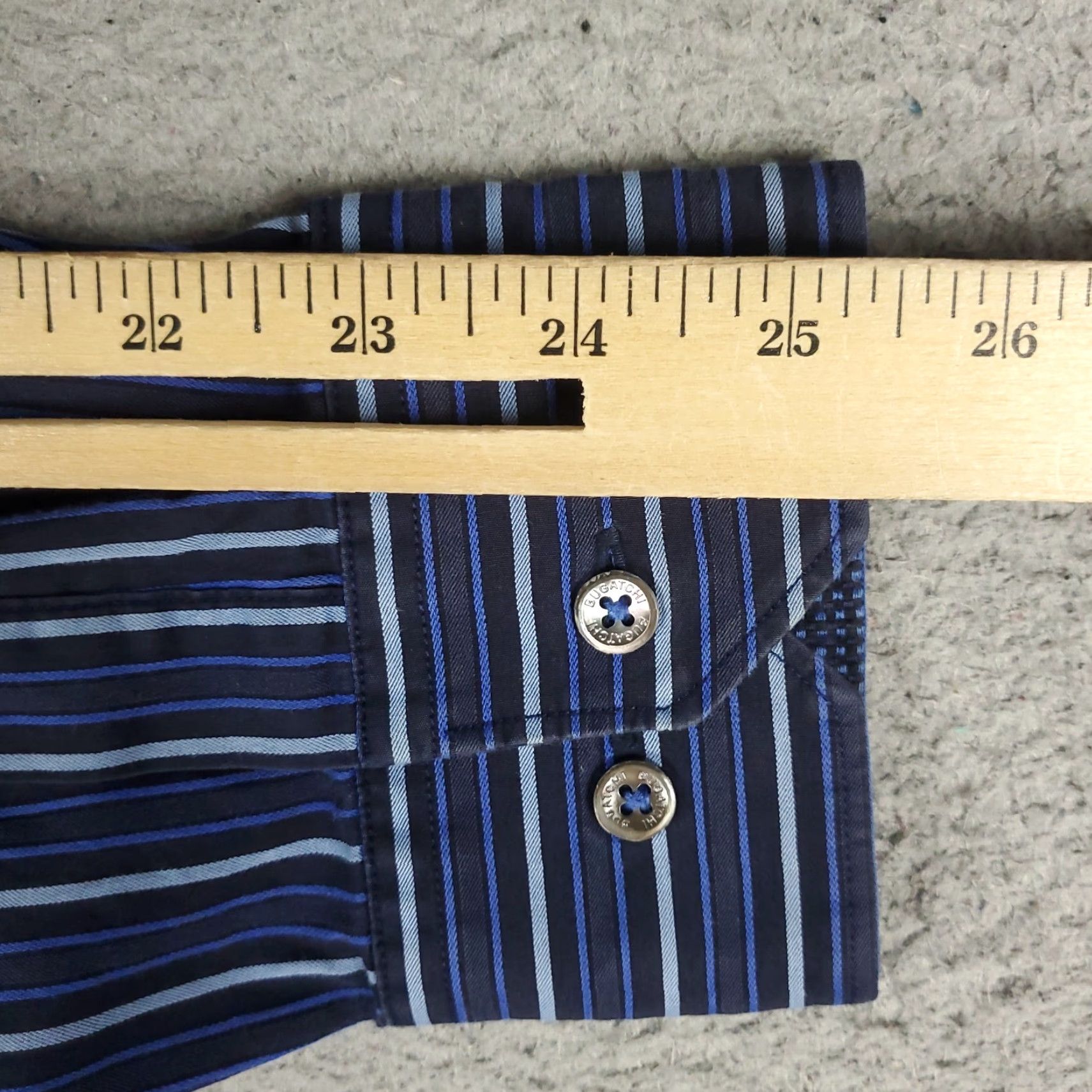 BUGATCHI Bugatchi Uomo Shirt XL Blue Striped Button-Up Long Sleeve Men’s Classic Fit Casual Formal Workwear (Regular) Size US XL / EU 56 / 4 - 7 Thumbnail