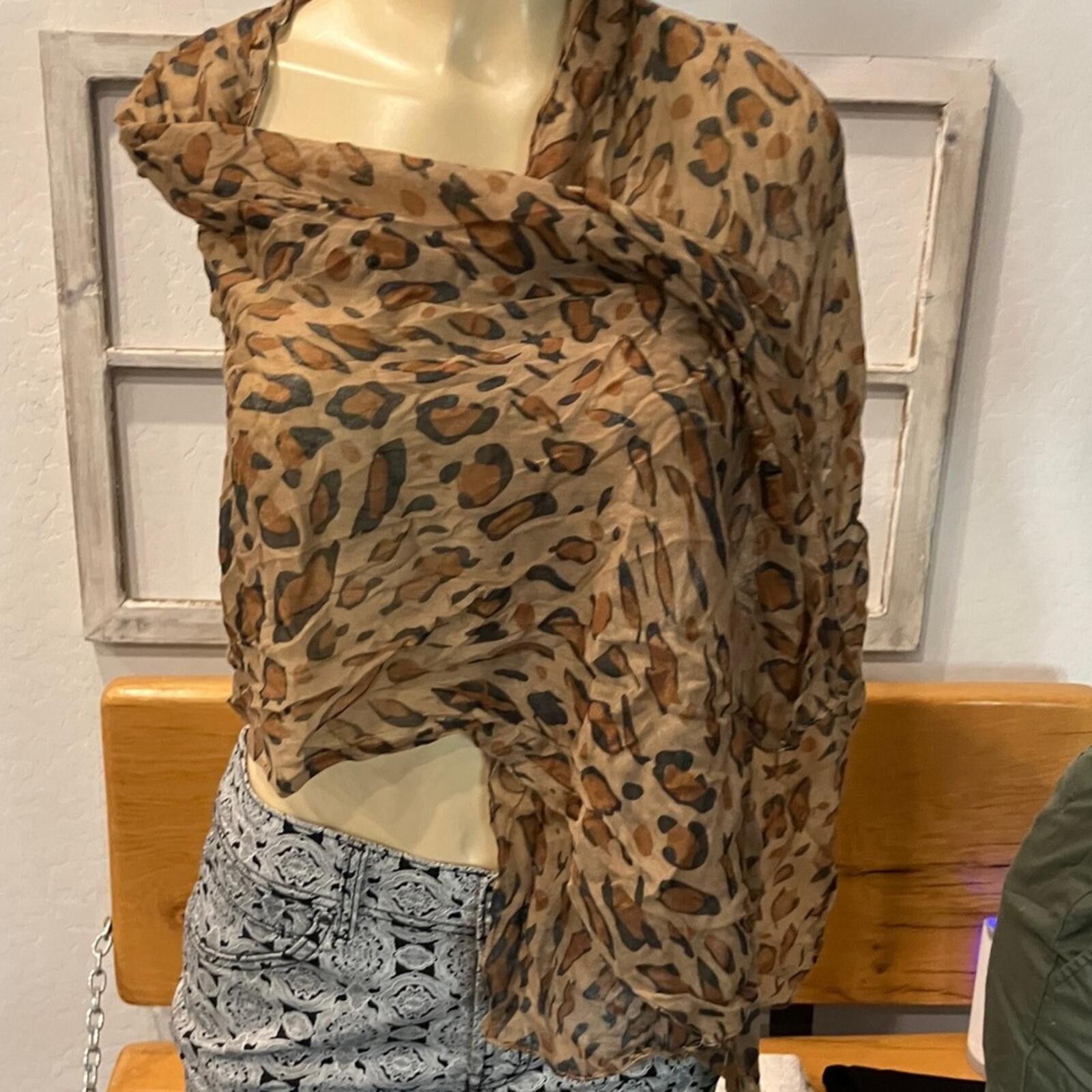 Other Wild Elegance Leopard Print Wrap Size ONE SIZE - 5 Thumbnail