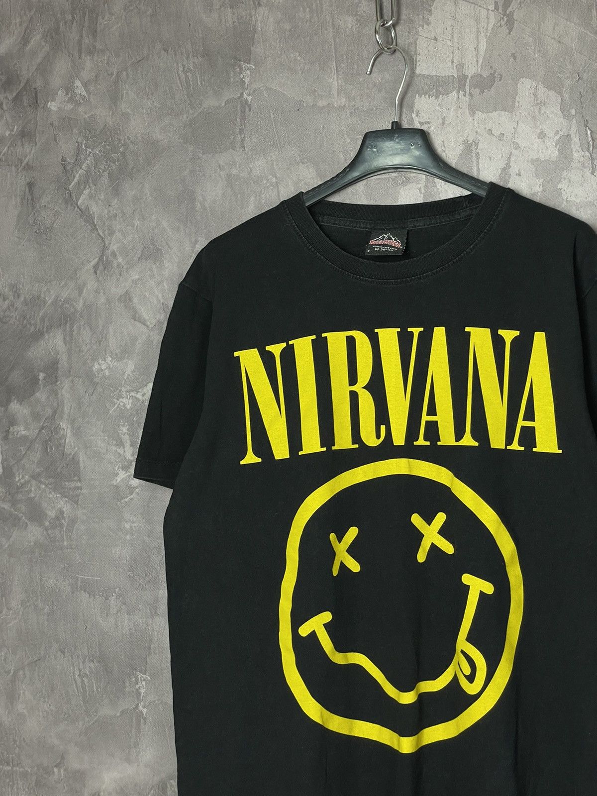 Band Tees × Nirvana × Vintage Vintage Nirvana Rock Band T Shirt Smiley Face Size US M / EU 48-50 / 2 - 4 Thumbnail
