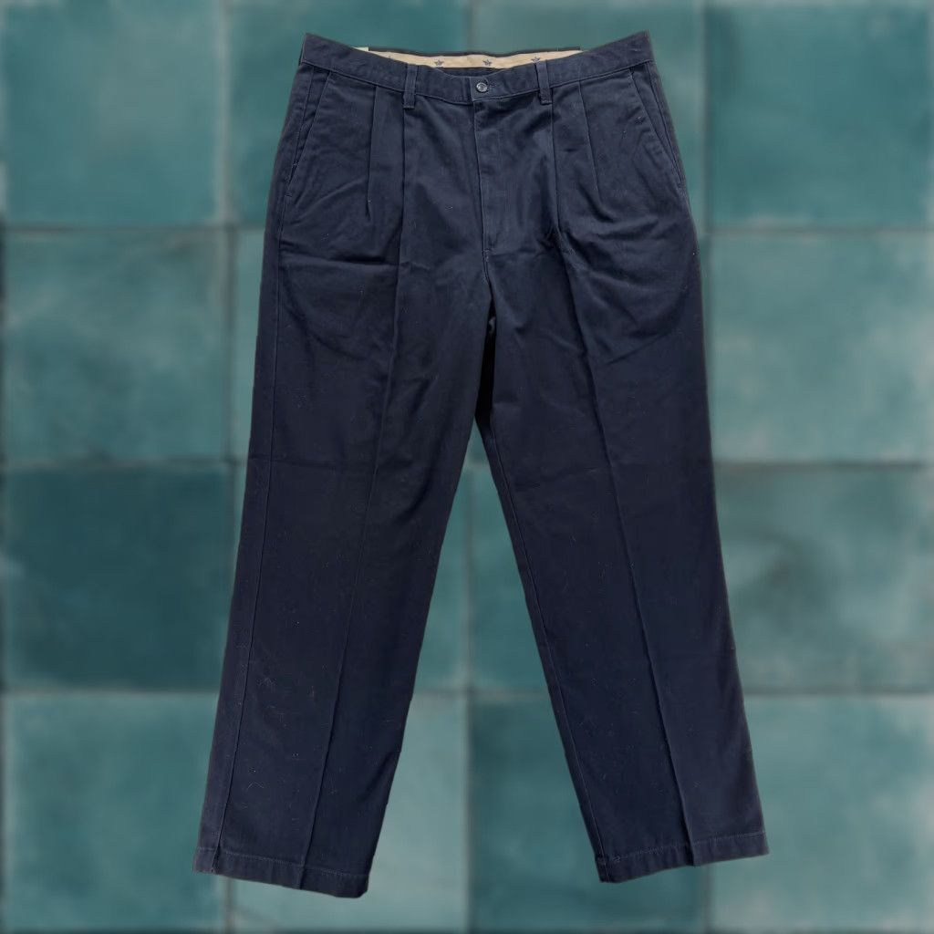 Dockers VINTAGE Dockers Classic Khakis Pants Mens 40x32 Navy No Wrinkle Twill Pleated Chino VTG Size US 40 / EU 56 - 1 Thumbnail