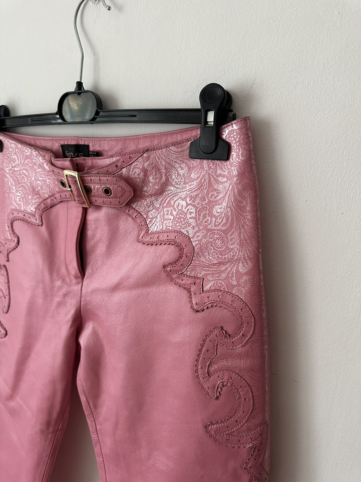 Vintage Leather Capri Pants pink size S Size 27" / US 4 / IT 40 - 6 Thumbnail