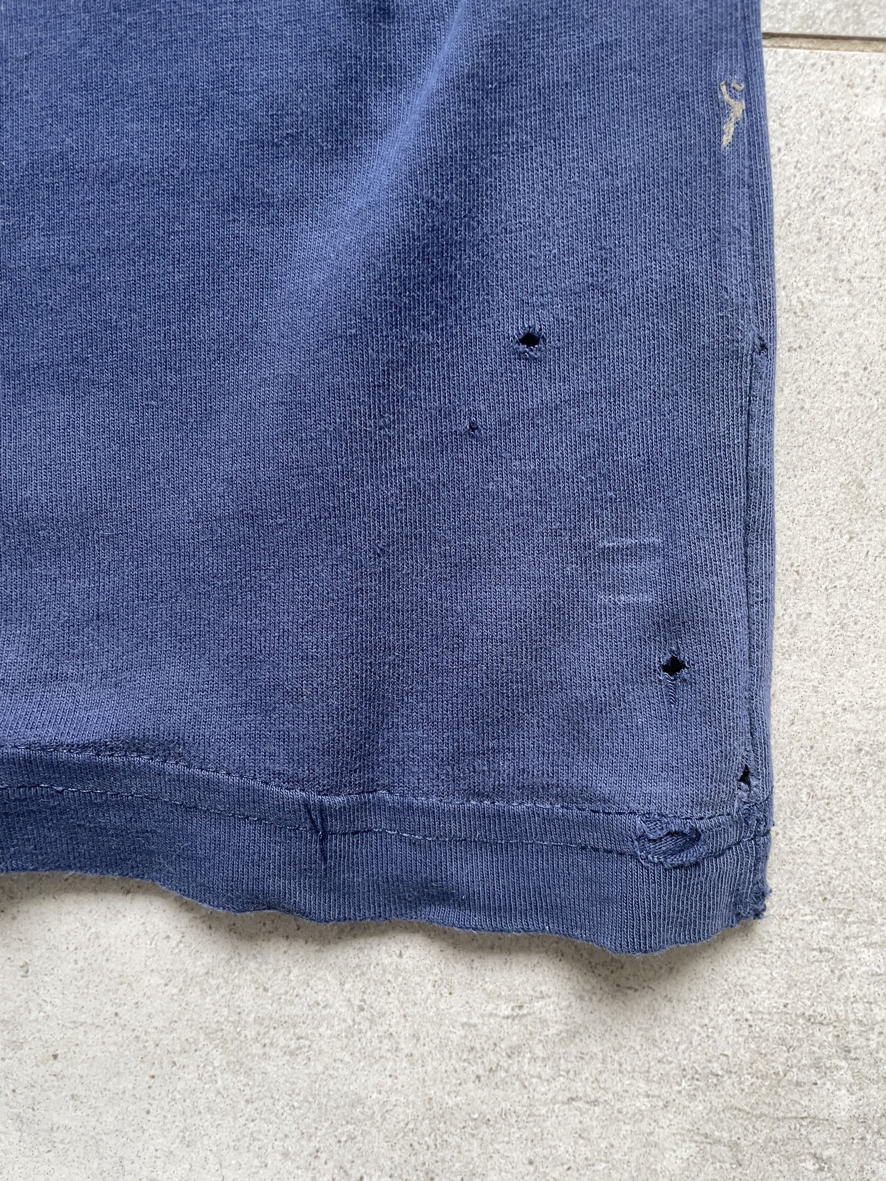 Nike NIKE VINTAGE 90S DISTRESSED WASHED NAVY MINI SWOOSH TEE Size US M / EU 48-50 / 2 - 5 Thumbnail