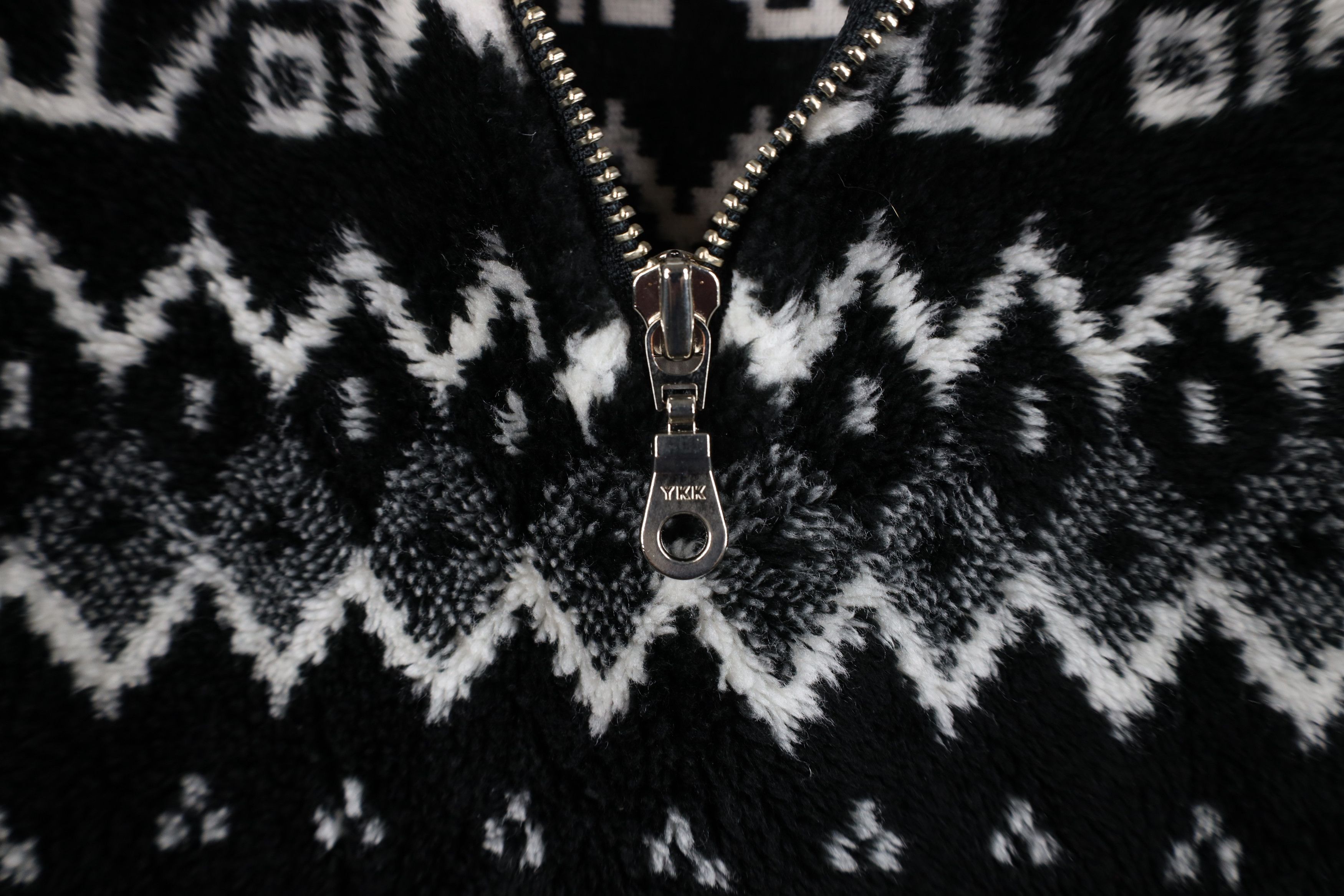 Vintage Vintage 90s Streetwear Fleece Snowflake Half Zip Sweater Size M / US 6-8 / IT 42-44 - 5 Thumbnail
