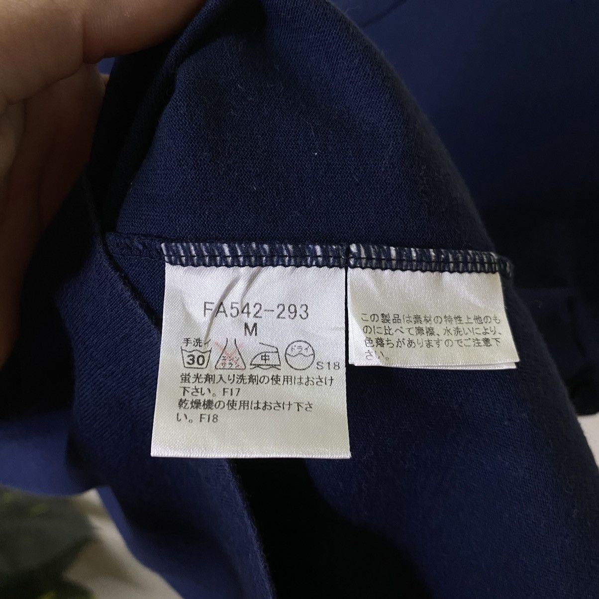 Burberry Burberry London Blue Label Navy Blank Women T Shirt Size S / US 4 / IT 40 - 4 Thumbnail