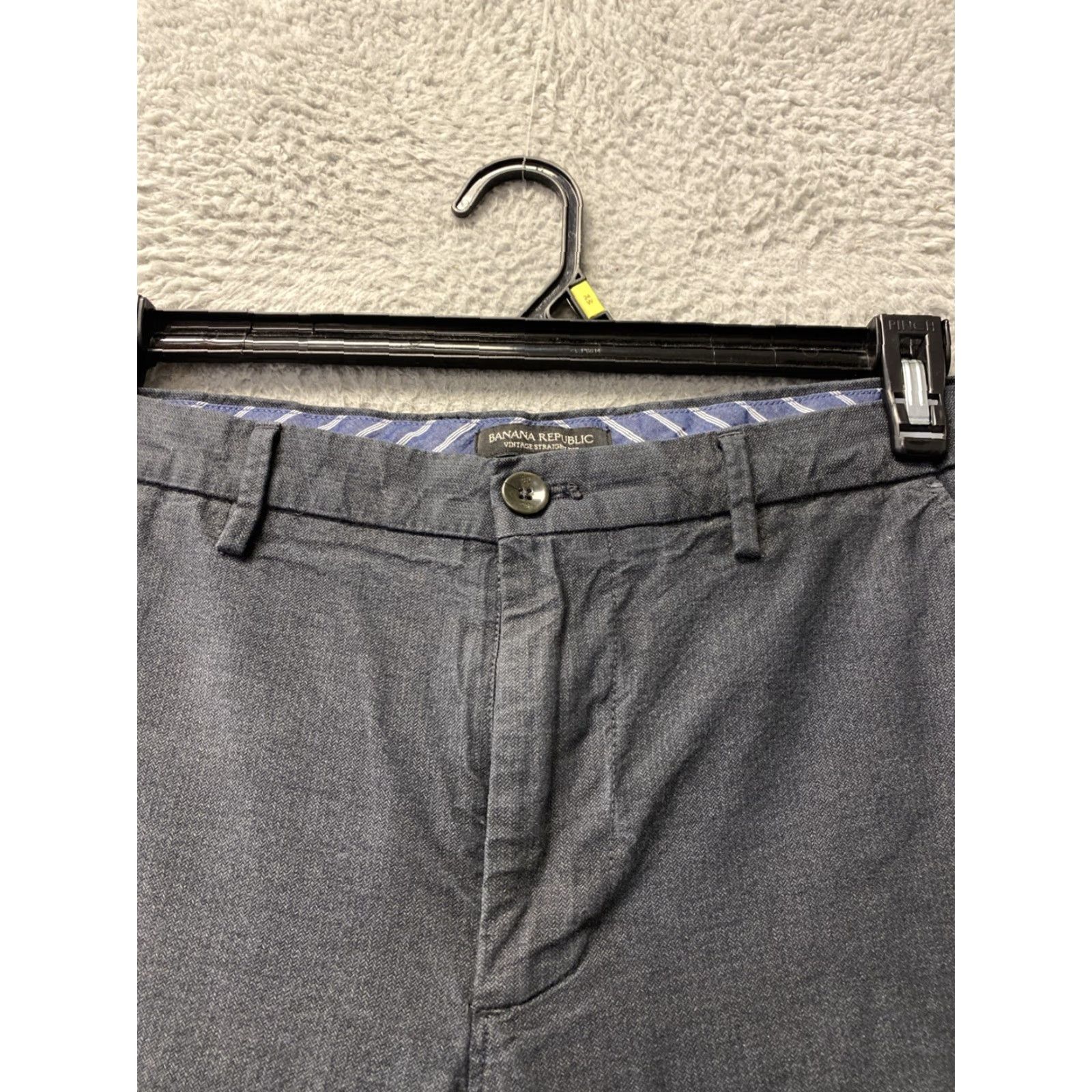 Banana Republic VINTAGE Banana Republic Pants Mens 32 Gray Dawson Chino Pants 32x32 /154-27 Size US 32 / EU 48 - 2 Thumbnail