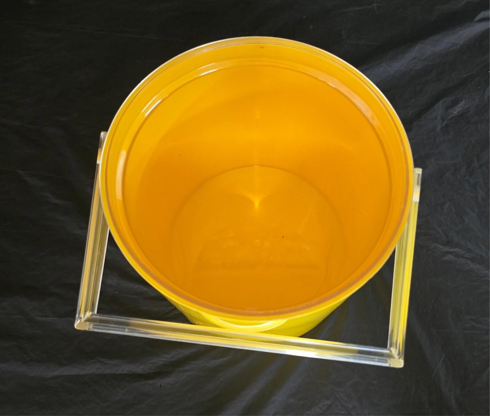 Designer VTG MCM 70s Yellow Bucket Brigade Ice Bucket w/ Lid Retro Size ONE SIZE - 7 Thumbnail