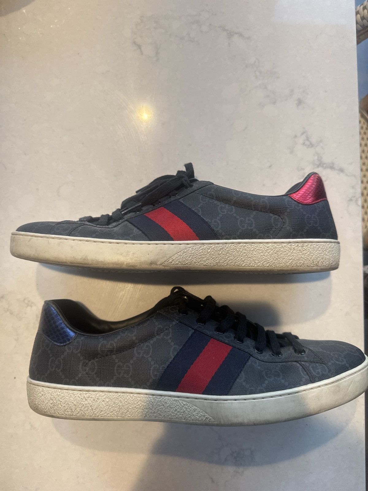 Gucci Men's Ace GG Supreme Sneakers Size US 11 / EU 44 - 1 Thumbnail