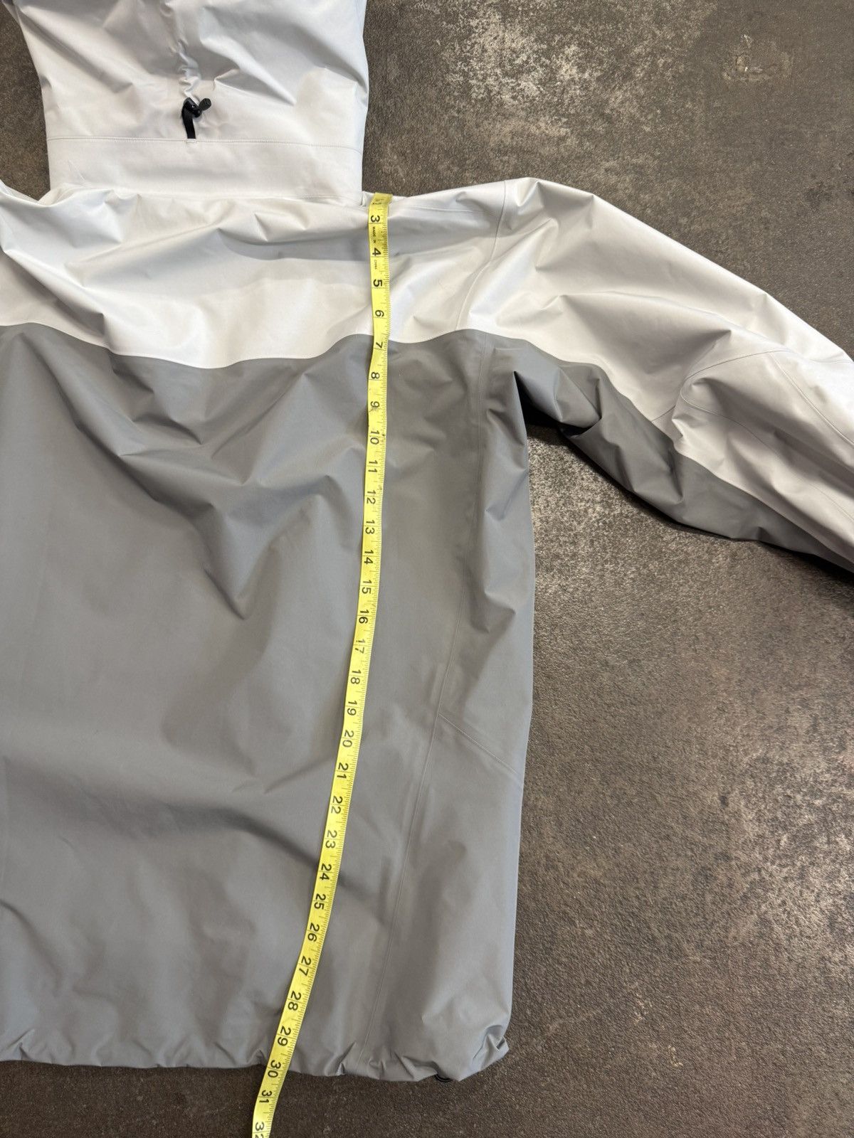 Arc'teryx Archery’x Hard Shell Beta Jacket Size US L / EU 52-54 / 3 - 4 Thumbnail