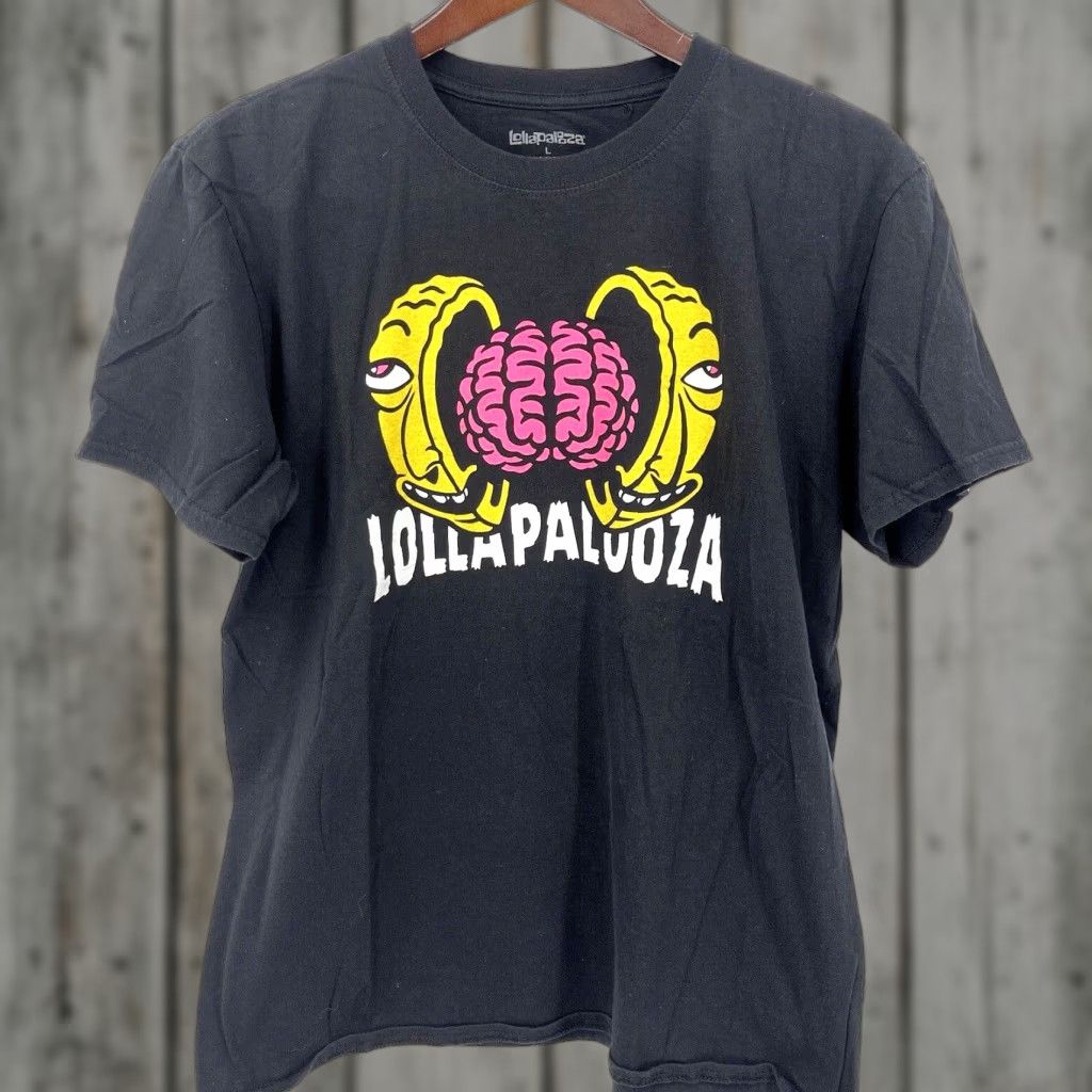 Vintage VINTAGE Lollapalooza Concert Shirt Mens Large Grant Park Chicago Concert 2021 Brain Tee Size US L / EU 52-54 / 3 - 1 Thumbnail