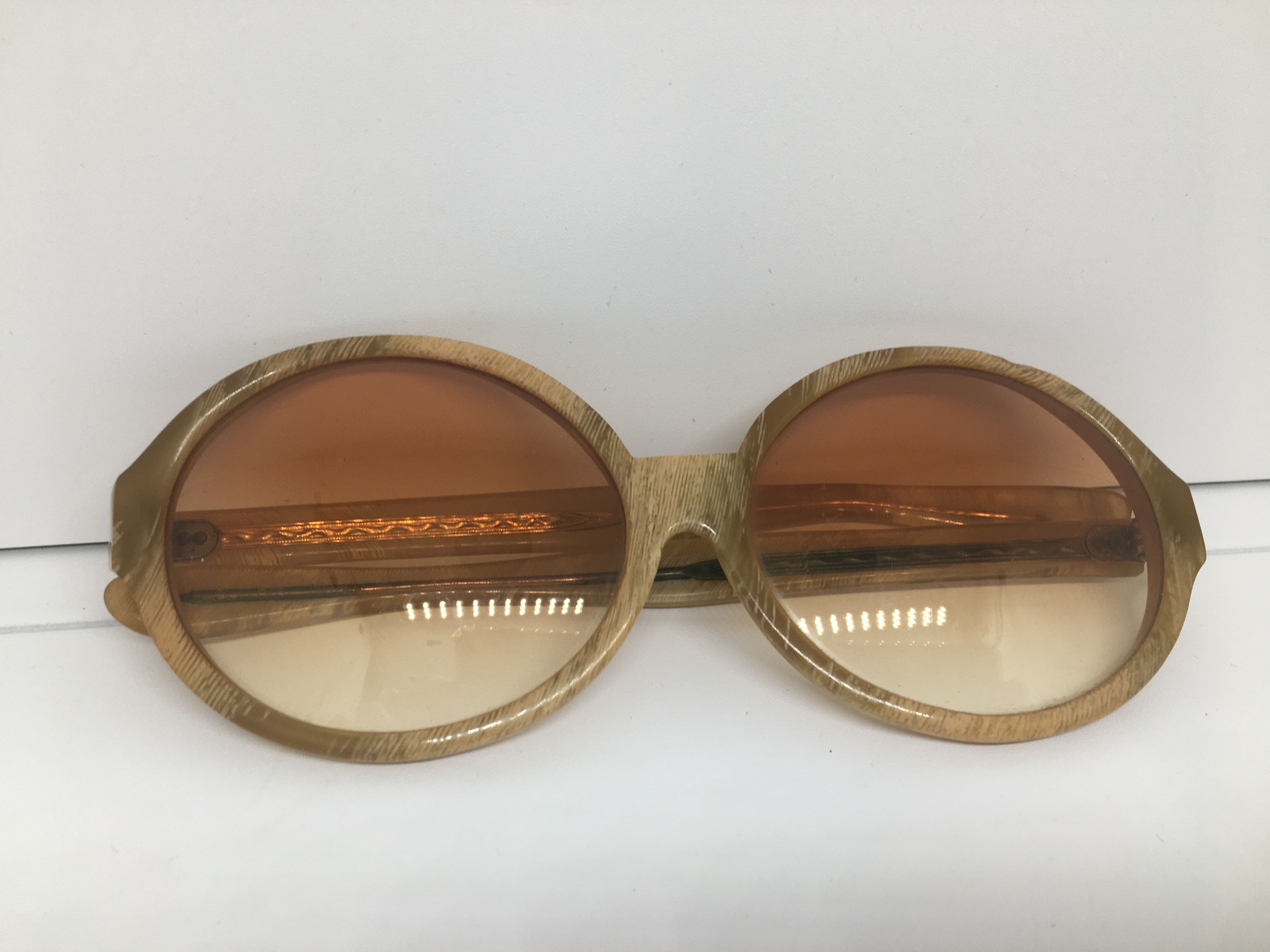 Vintage Vintage ASUTAN NO15 Oversize Sunglasses Frame Size ONE SIZE - 7 Thumbnail