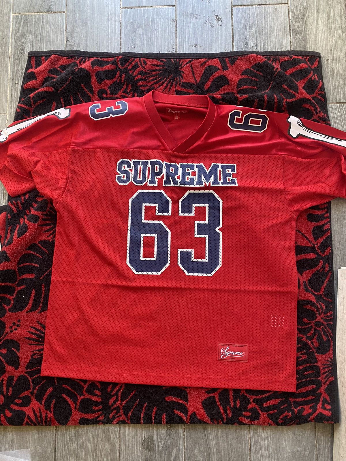Supreme Supreme Bones Football Jersey Medium Size US M / EU 48-50 / 2 - 1 Thumbnail