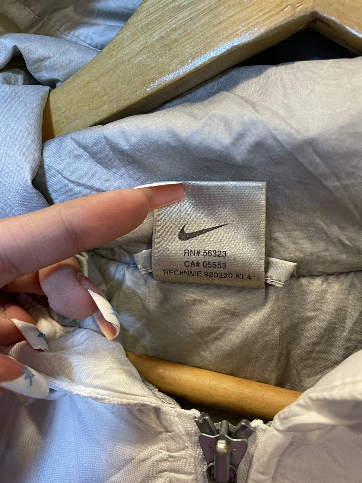 Nike Vintage Nike Big Logo Hoodie Jacket Size US XL / EU 56 / 4 - 5 Thumbnail