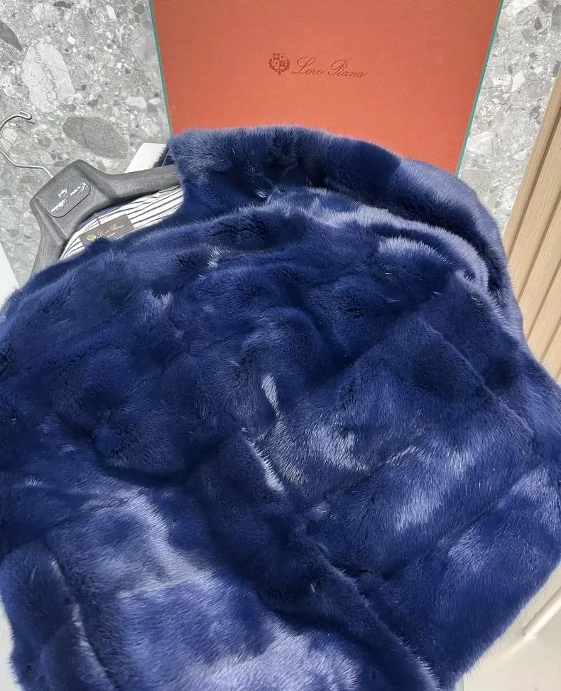 Loro Piana LORO PIANA Lady's mink fur coat Size L / US 10 / IT 46 - 5 Thumbnail