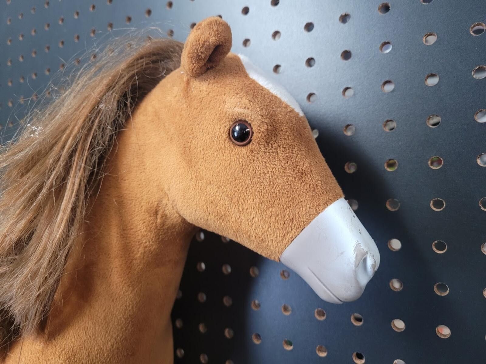 Unknown London American Girl 18-Inch Horse Toy, Chestnut (2016) Size ONE SIZE - 3 Thumbnail