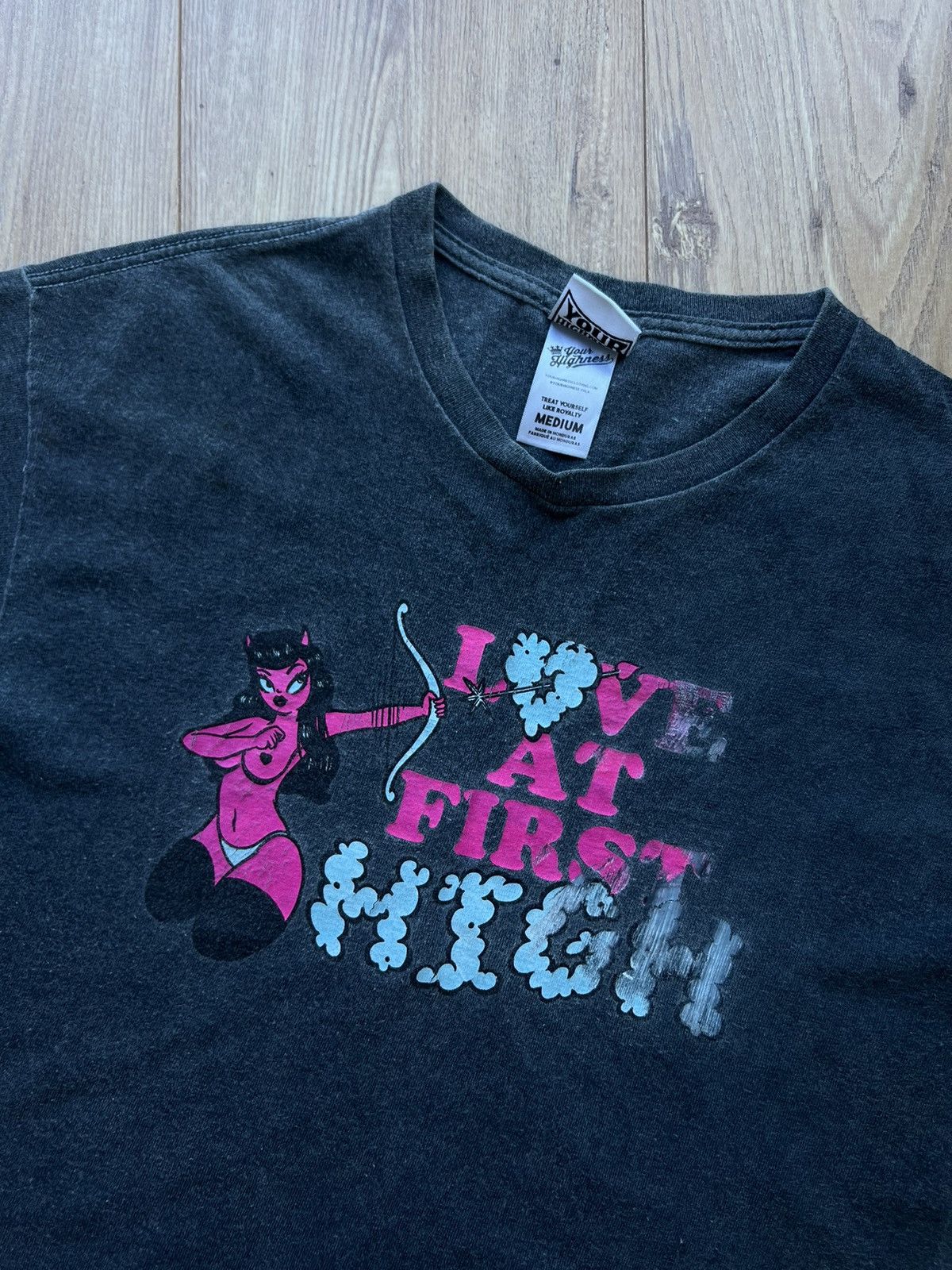 Vintage 00’s LOVE AT FIRST HIGH BOOBS TEE Y2K RARE Size US M / EU 48-50 / 2 - 3 Thumbnail