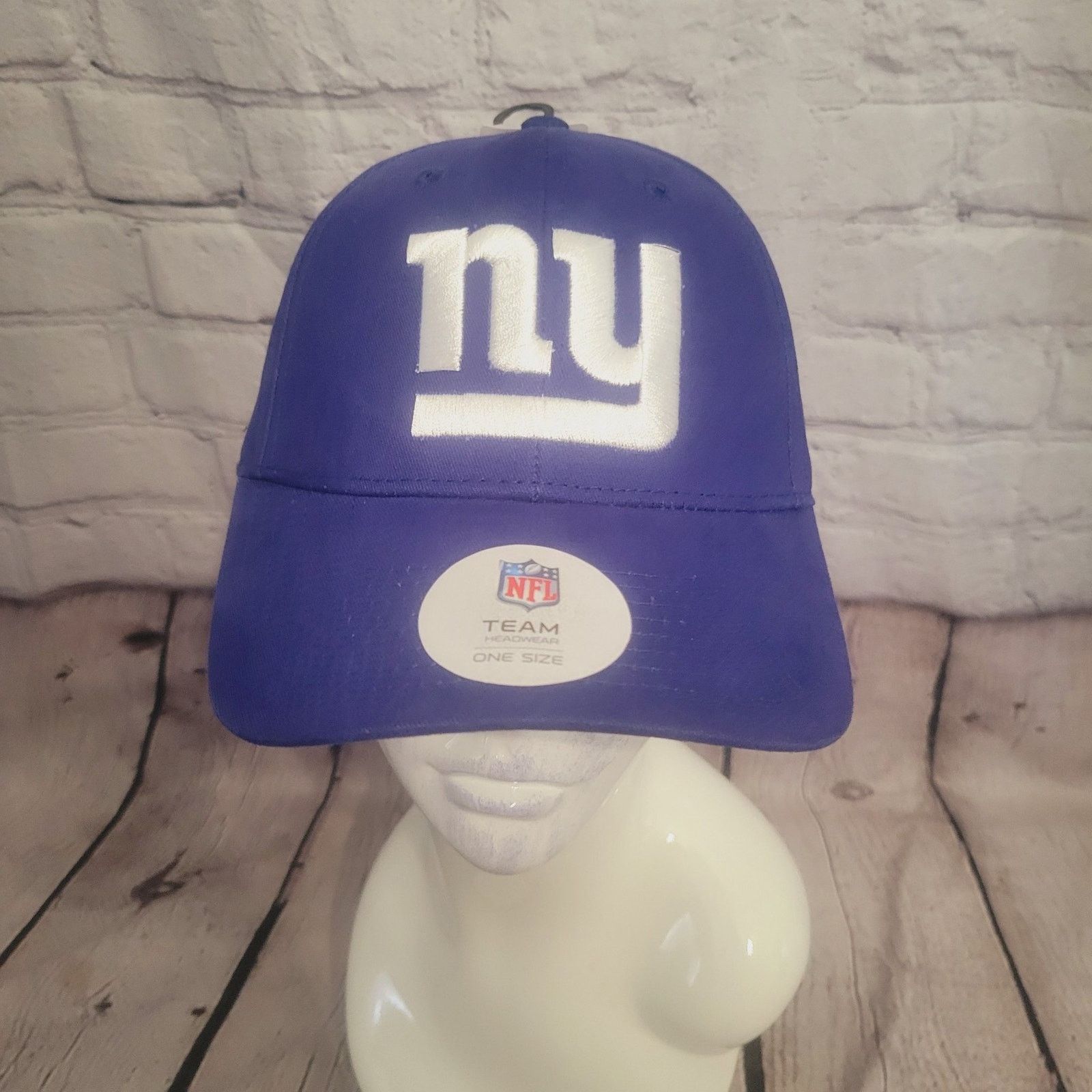 NFL NEW YORK GIANTS BLUE ADJUSTABLE HAT NFL TEAM APPAREL NWT Size ONE SIZE - 2 Thumbnail