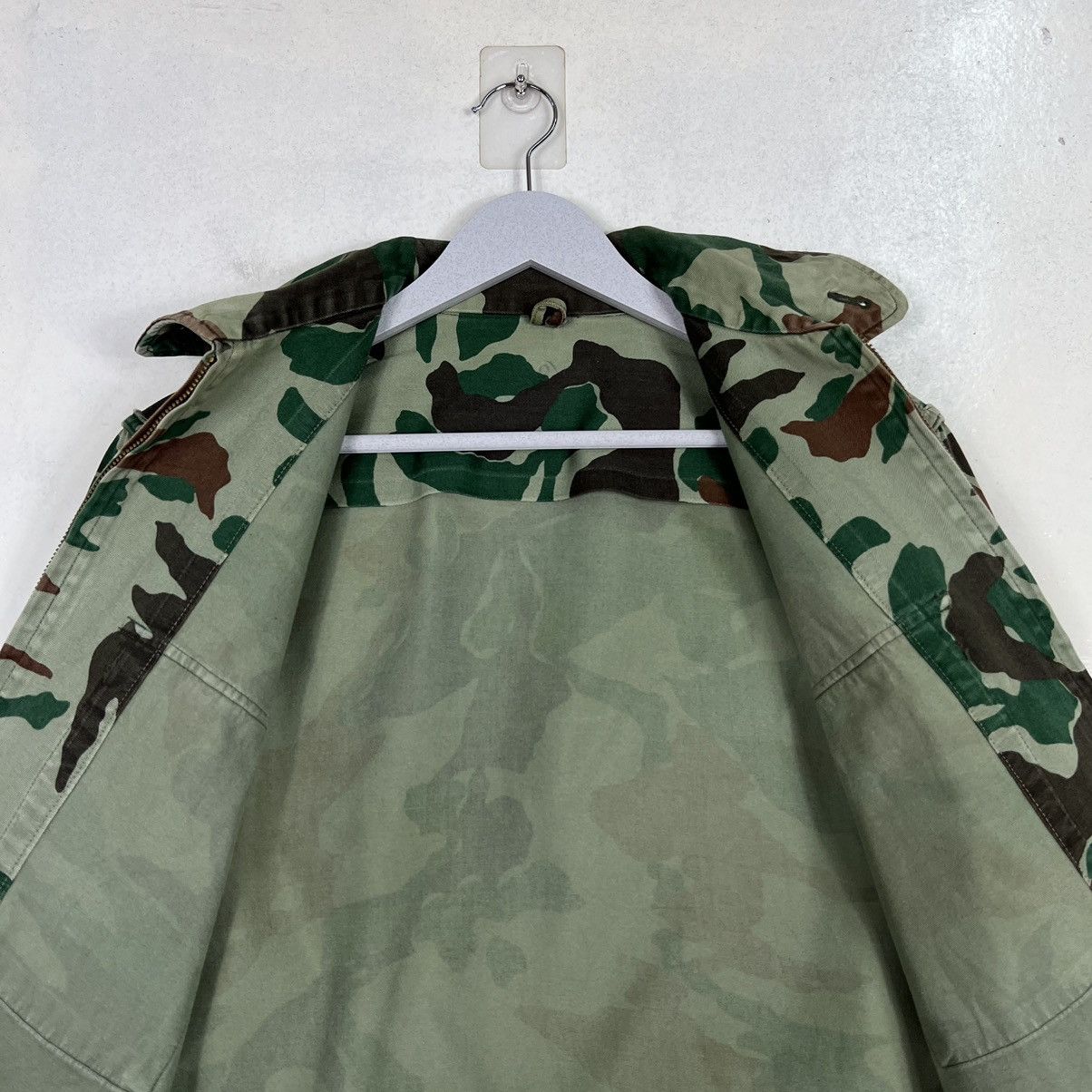 Japanese Brand 🔥 VINTAGE 1986 JAPANESE MILITARY WOODLAND CAMO SHIRT JACKET Size US M / EU 48-50 / 2 - 12 Thumbnail