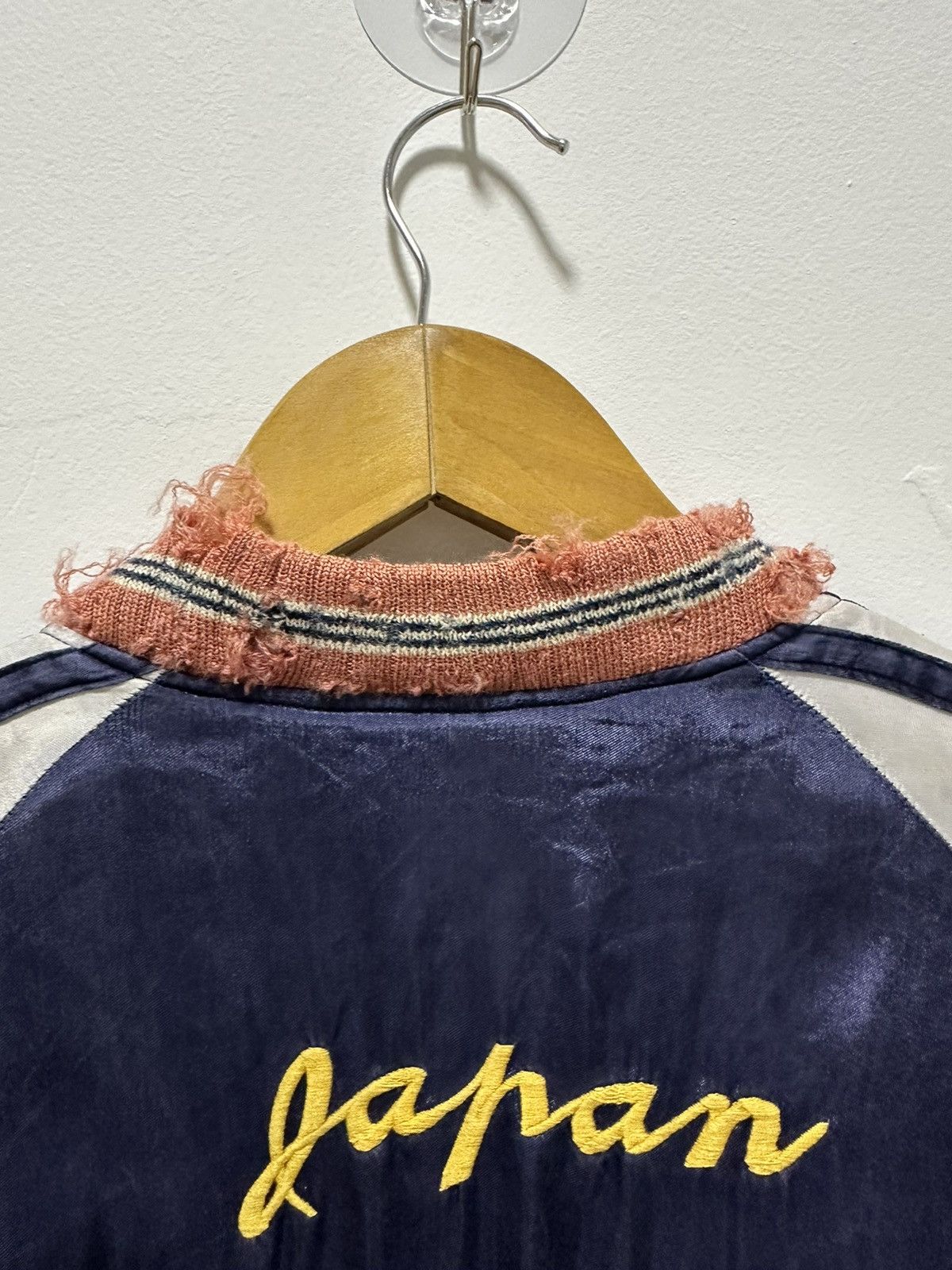 Vintage Vintage Sukajan Jacket Embroidery Tiger And Dragon Distress Size US M / EU 48-50 / 2 - 12 Thumbnail