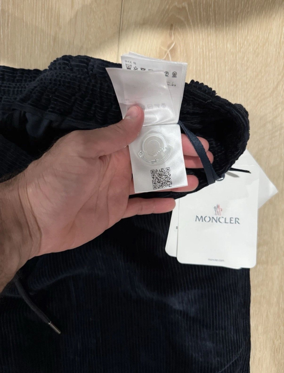 Moncler Moncler Drawstring Stretch Trousers Dark Blue Size 52 US XL Size US 36 / EU 52 - 12 Thumbnail