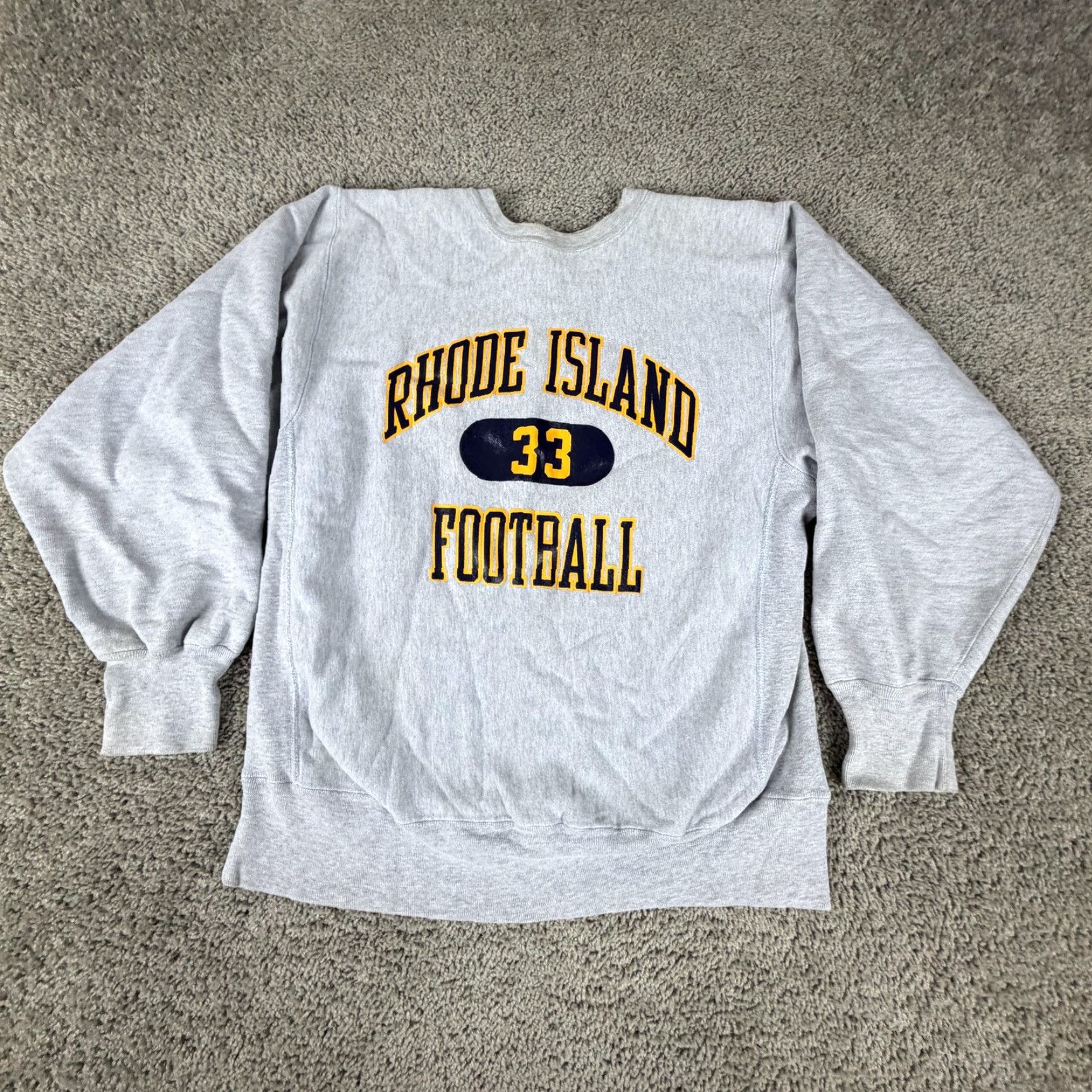 Champion VINTAGE Champion Sweatshirt Mens XL Gray Rhode Island Football 33 Graphic Print Reverse Weave Crew Neck Warmup USA 80s Size US XL / EU 56 / 4 - 2 Thumbnail