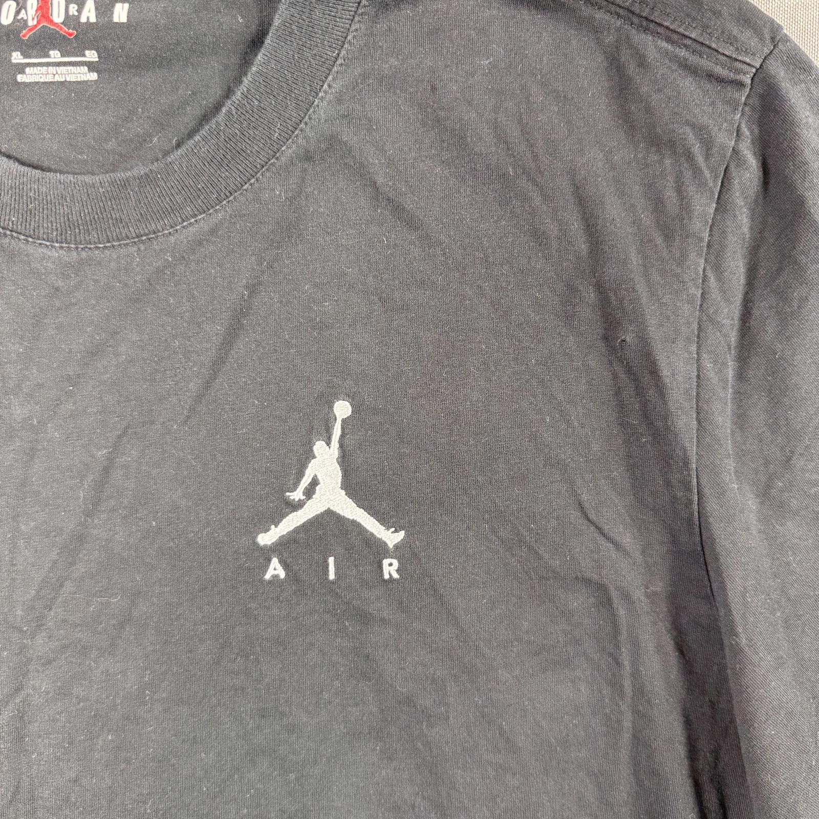 Jordan Brand Air Jordan Shirt Men's XL Black Size US XL / EU 56 / 4 - 2 Thumbnail