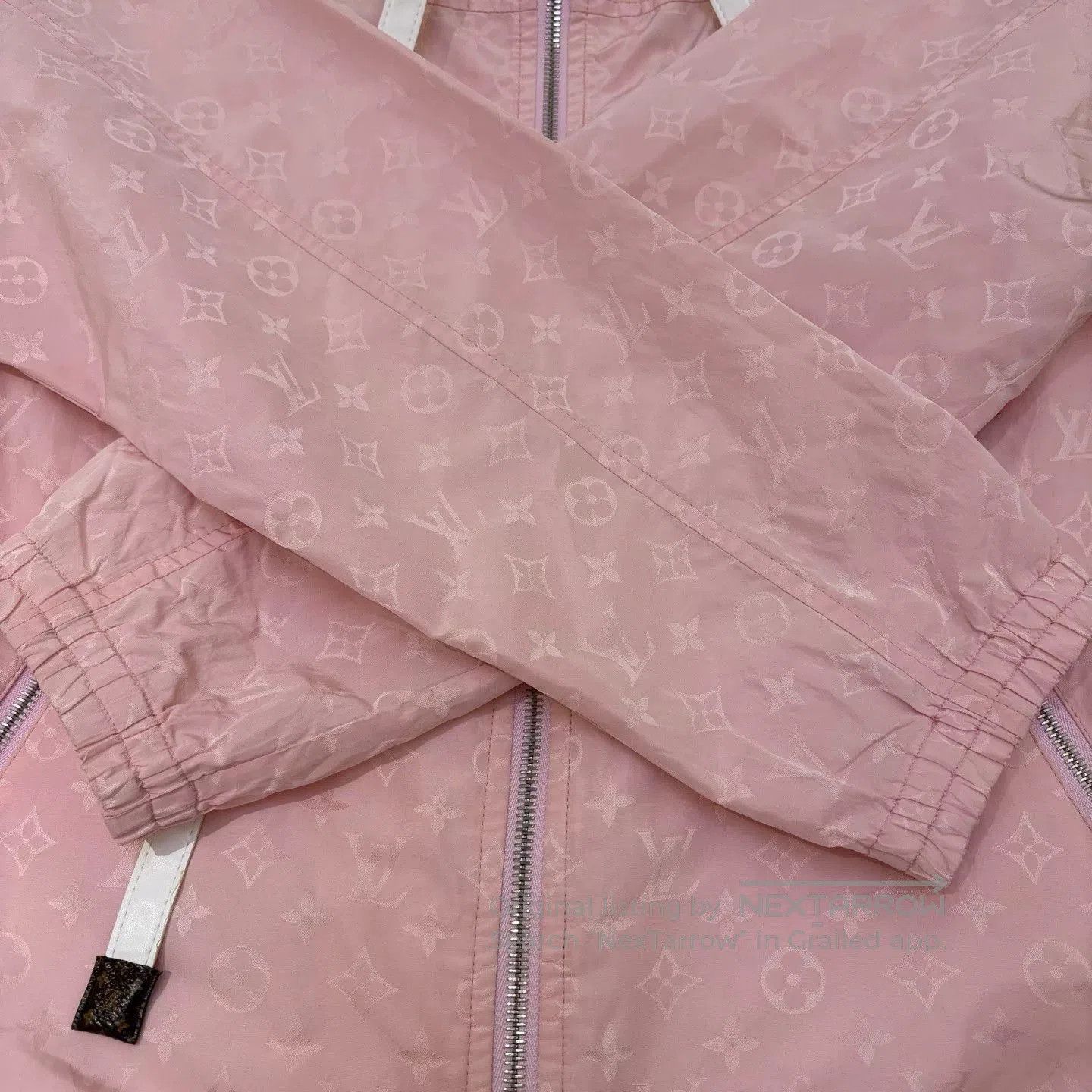 Louis Vuitton Louis Vuitton Pink Logo Hooded Jacket. Size US XS / EU 42 / 0 - 5 Thumbnail