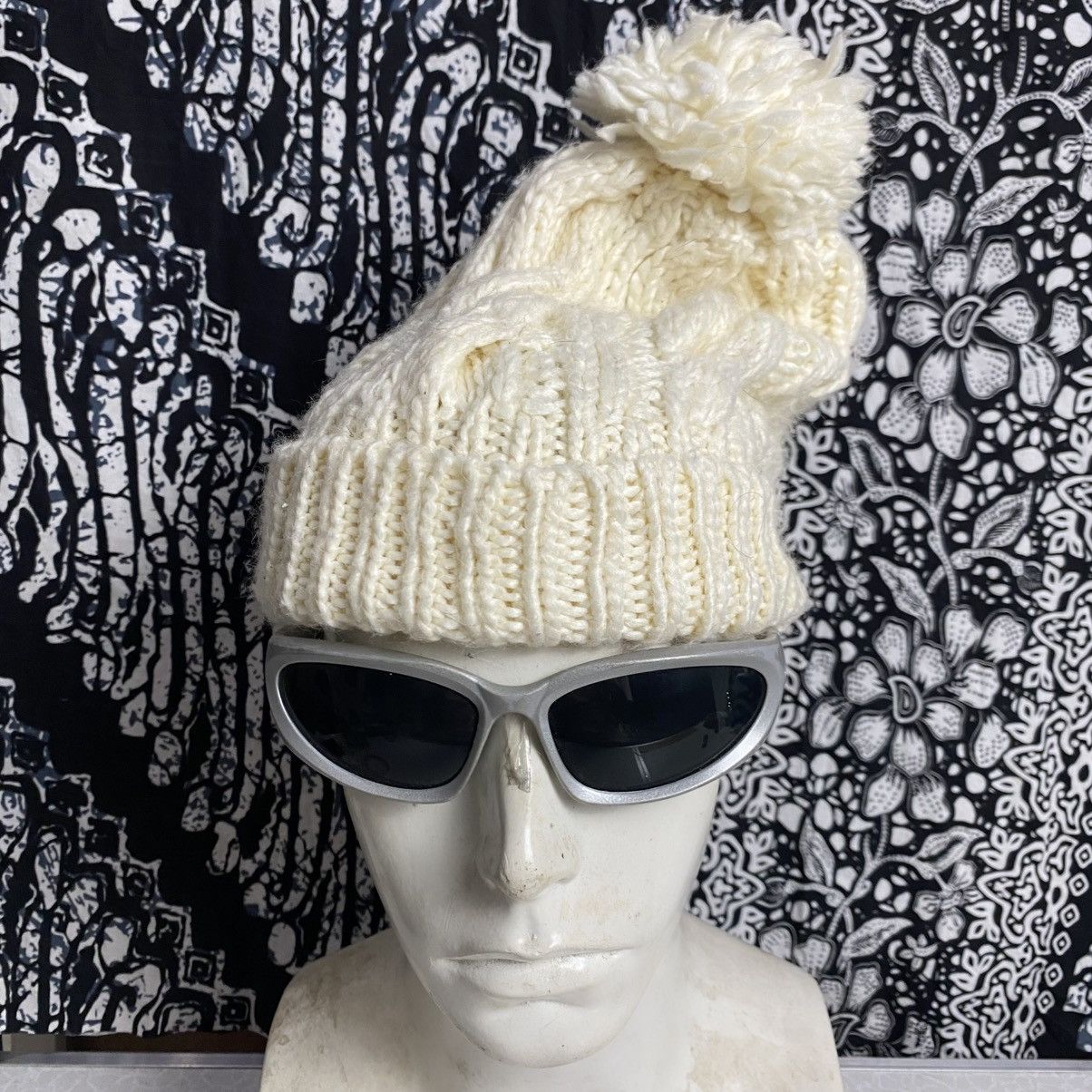 If Six Was Nine × KMRii × Le Grande Bleu (L.G.B.) 2000s y2k japanese glared knitted pom beanie hats Size ONE SIZE - 1 Thumbnail