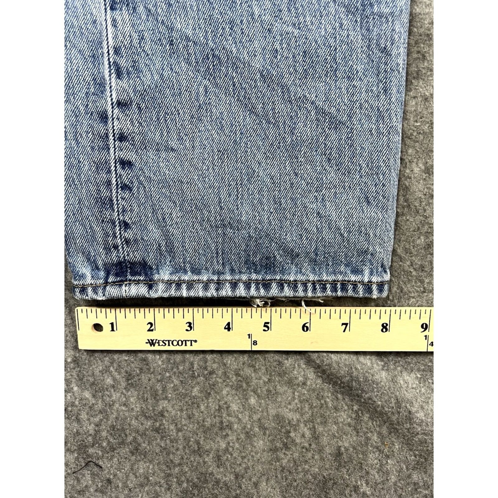 Levi's Levi's 501 Jeans Men's Regular Fit Straight Leg Light Wash 33x30 Button Fly Denim Blue Size US 33 - 6 Thumbnail