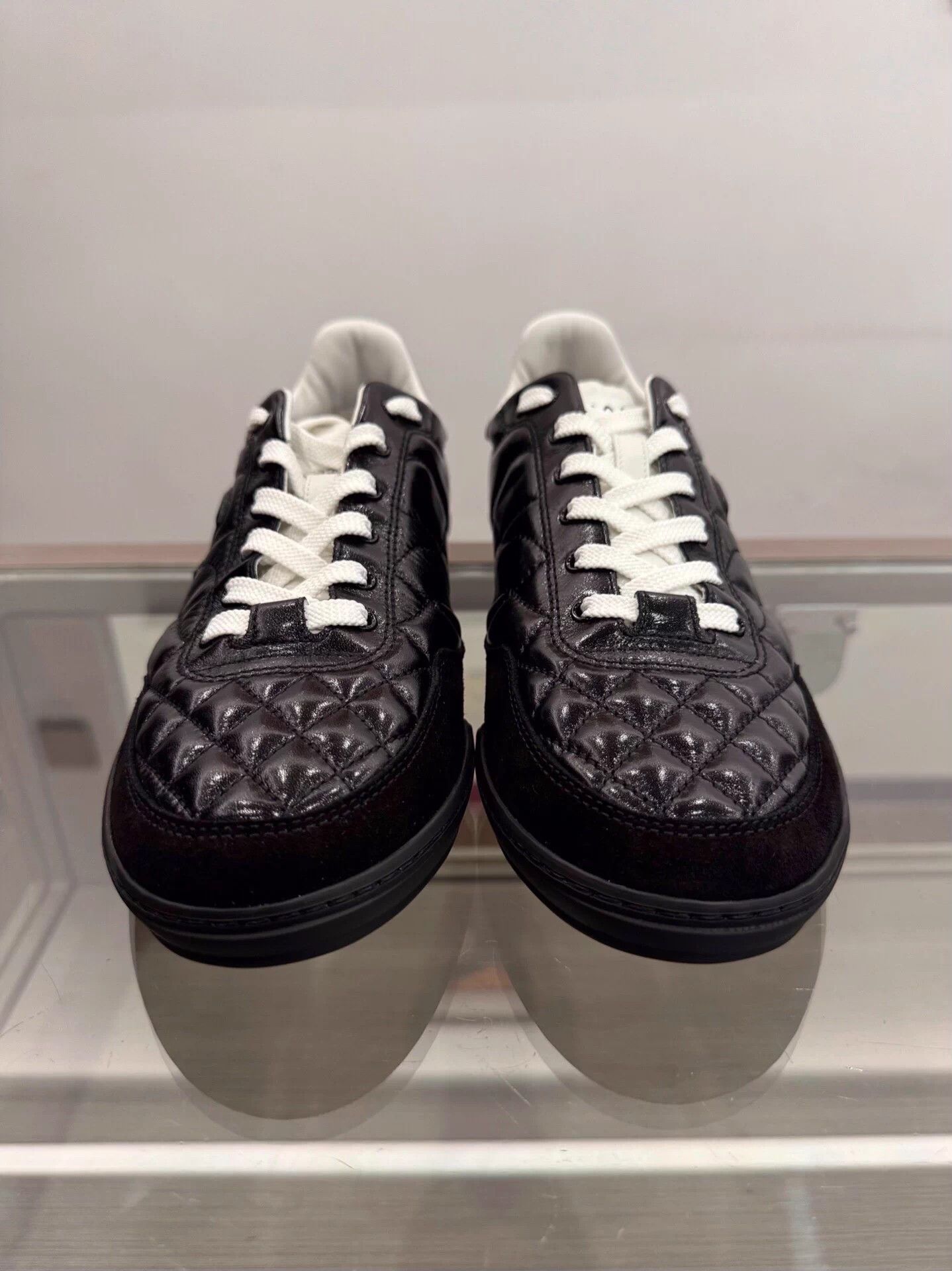 Chanel Chanel Black/White Quilted Embossed Double C Trainer Size US 6 / IT 36 - 3 Thumbnail