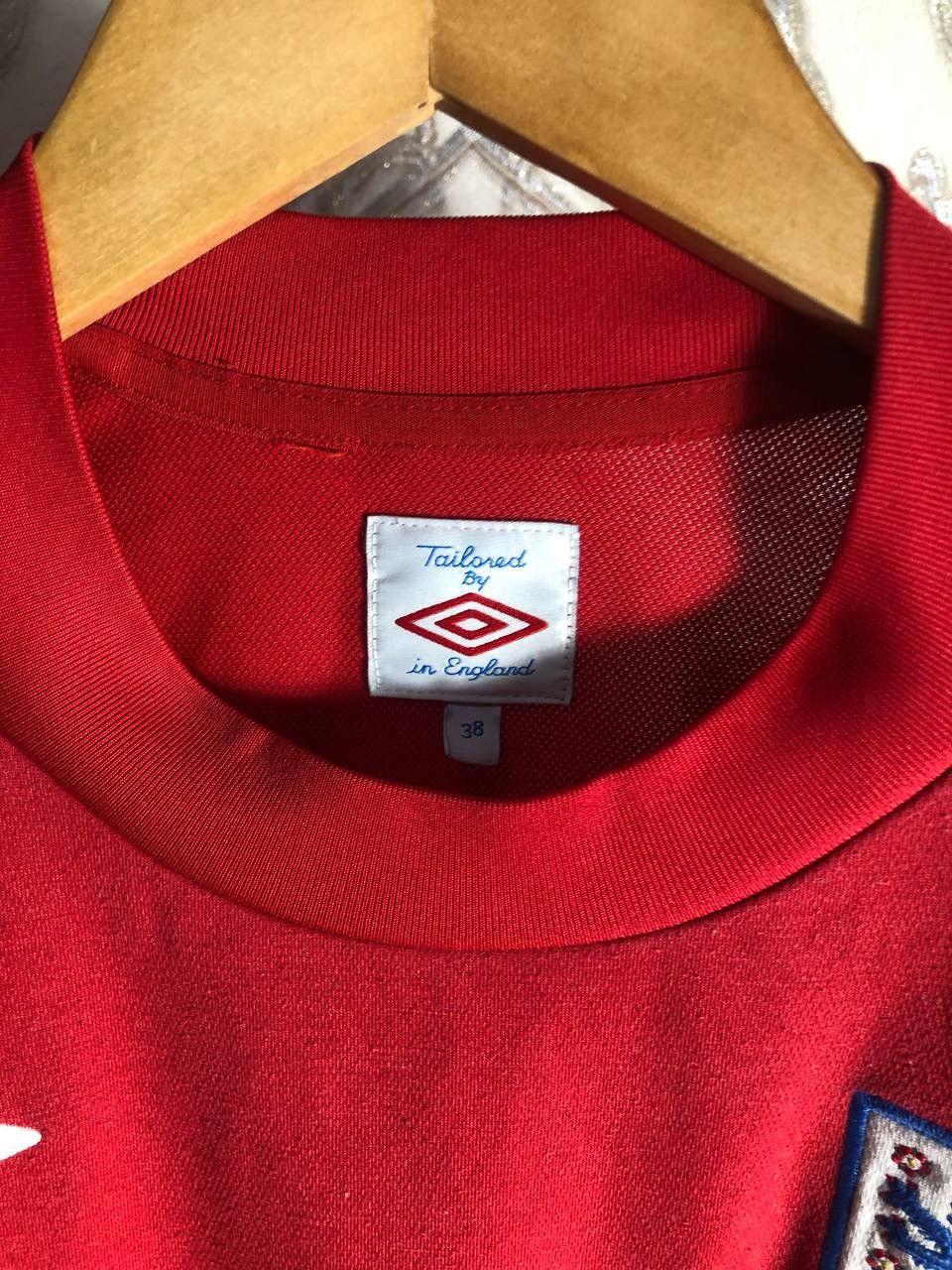 Umbro × Vintage VERY RARE UMBRO ENGLAND RETRO SOCCER JERSEY BLOKECORE Y2K Size US S / EU 44-46 / 1 - 4 Thumbnail