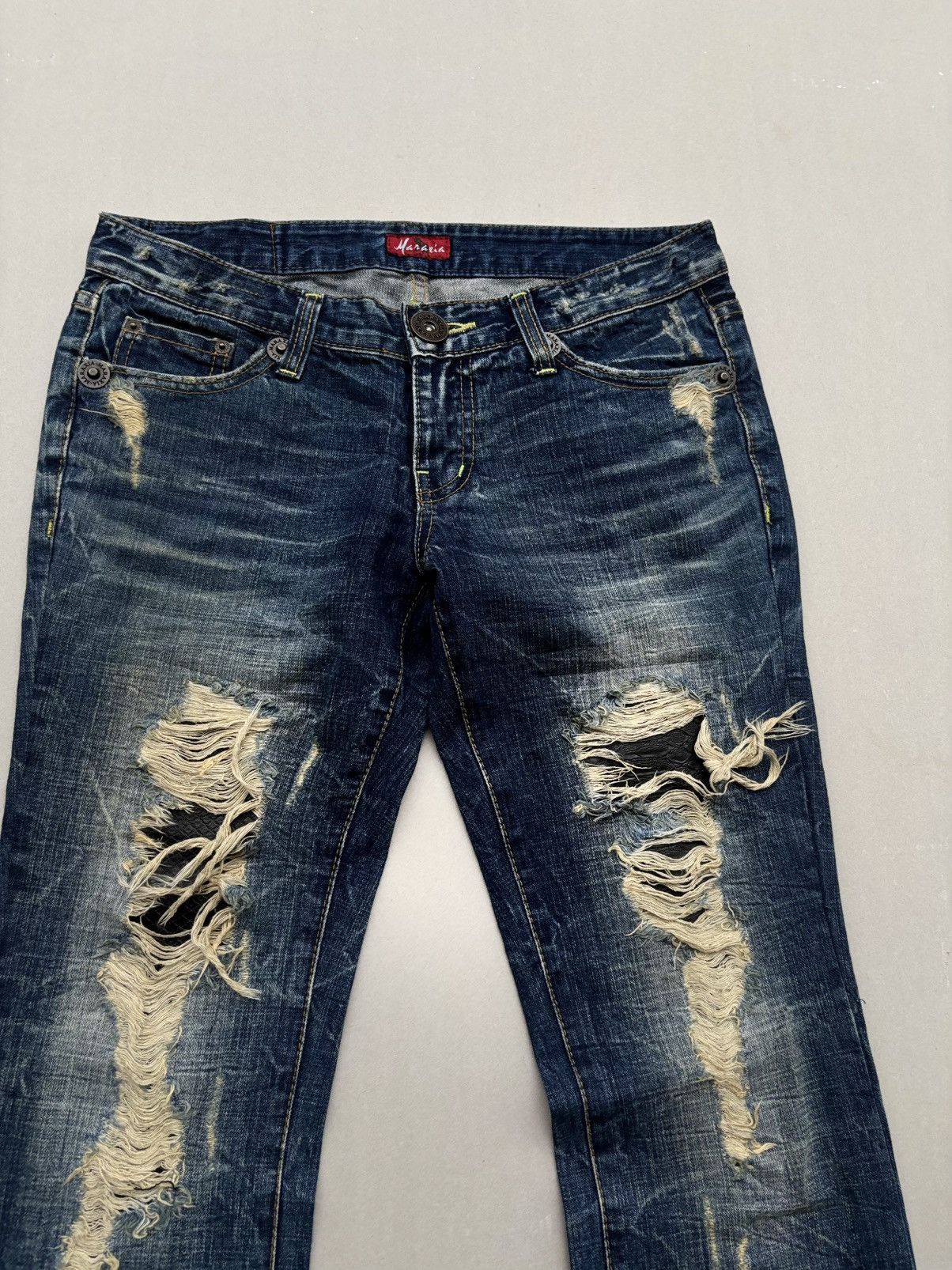 Japanese Brand Maraxia distressed flare jeans Size US 28 / EU 44 - 4 Thumbnail