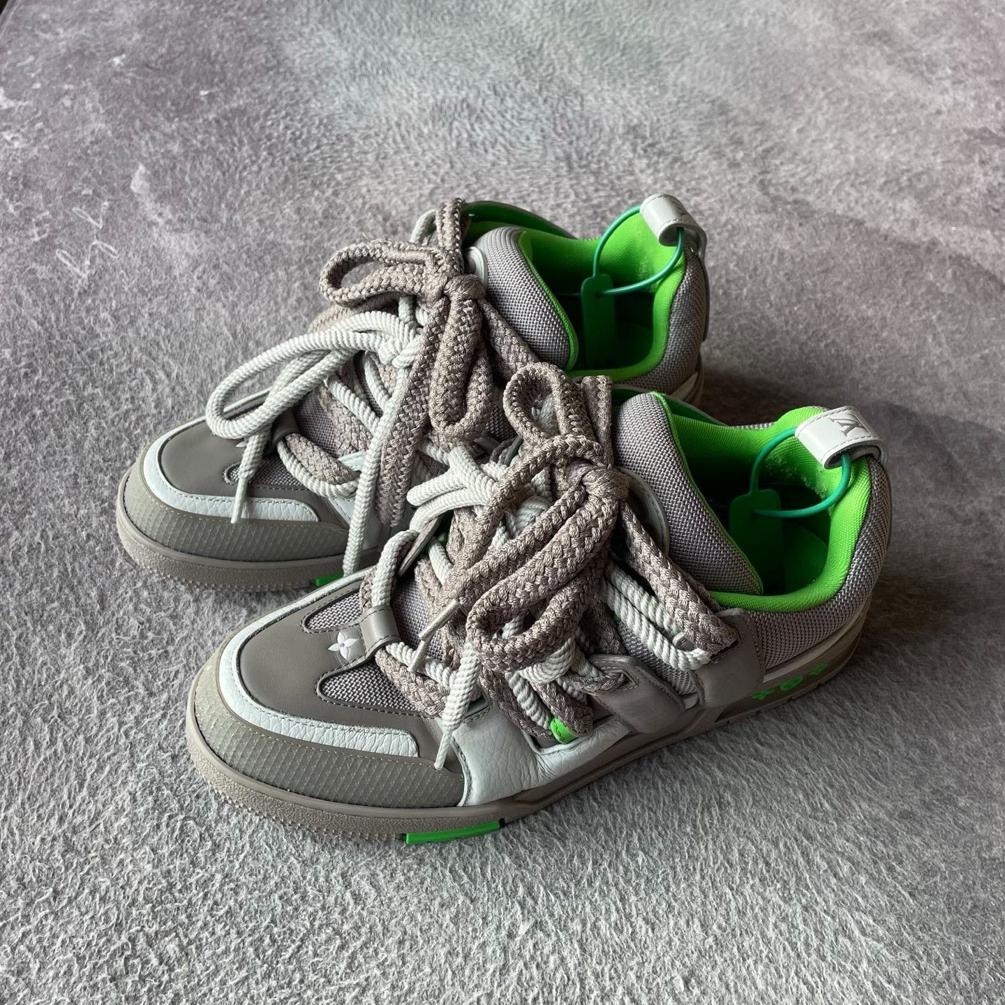 Louis Vuitton Louis Vuitton Skate Gray Lowtop Sneakers 42 Men Size US 9 / EU 42 - 1 Thumbnail
