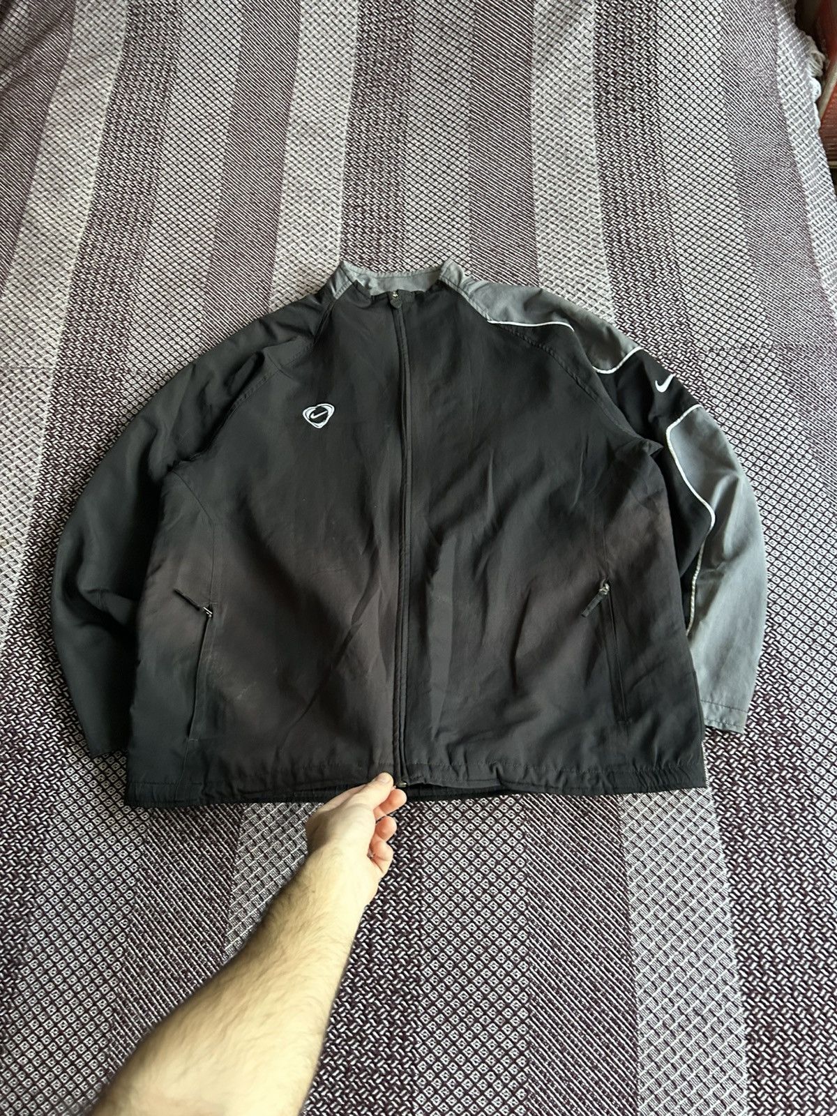 Nike Vintage 90s Nike Windbreaker Jacket Faded Colour Streetwear Size US XL / EU 56 / 4 - 4 Thumbnail