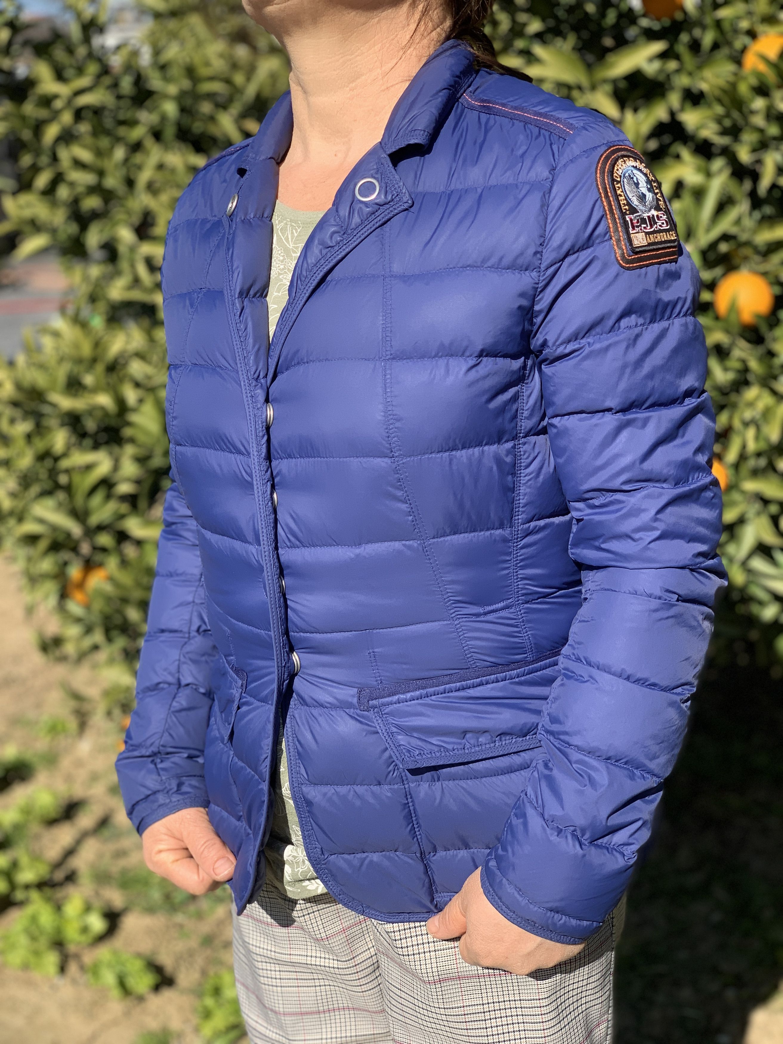 image of Parajumpers Super Lightweight Goose Slim Puffer Size M in Blue, Women's