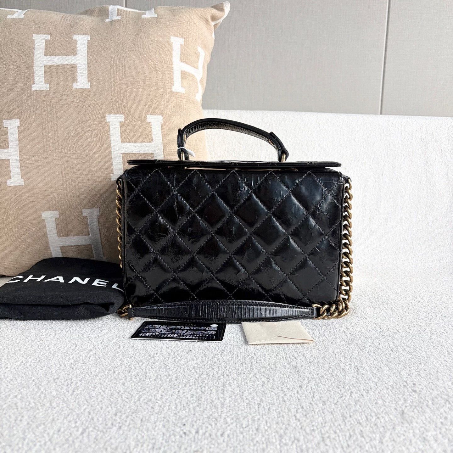 Chanel Pre-loved Bag Very good condition Size ONE SIZE - 1 Thumbnail