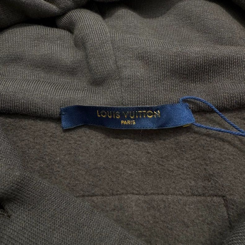 Louis Vuitton Louis Vuitton Organza embroidered bee hoodie 2501-Nextarrow Size US XL / EU 56 / 4 - 5 Thumbnail